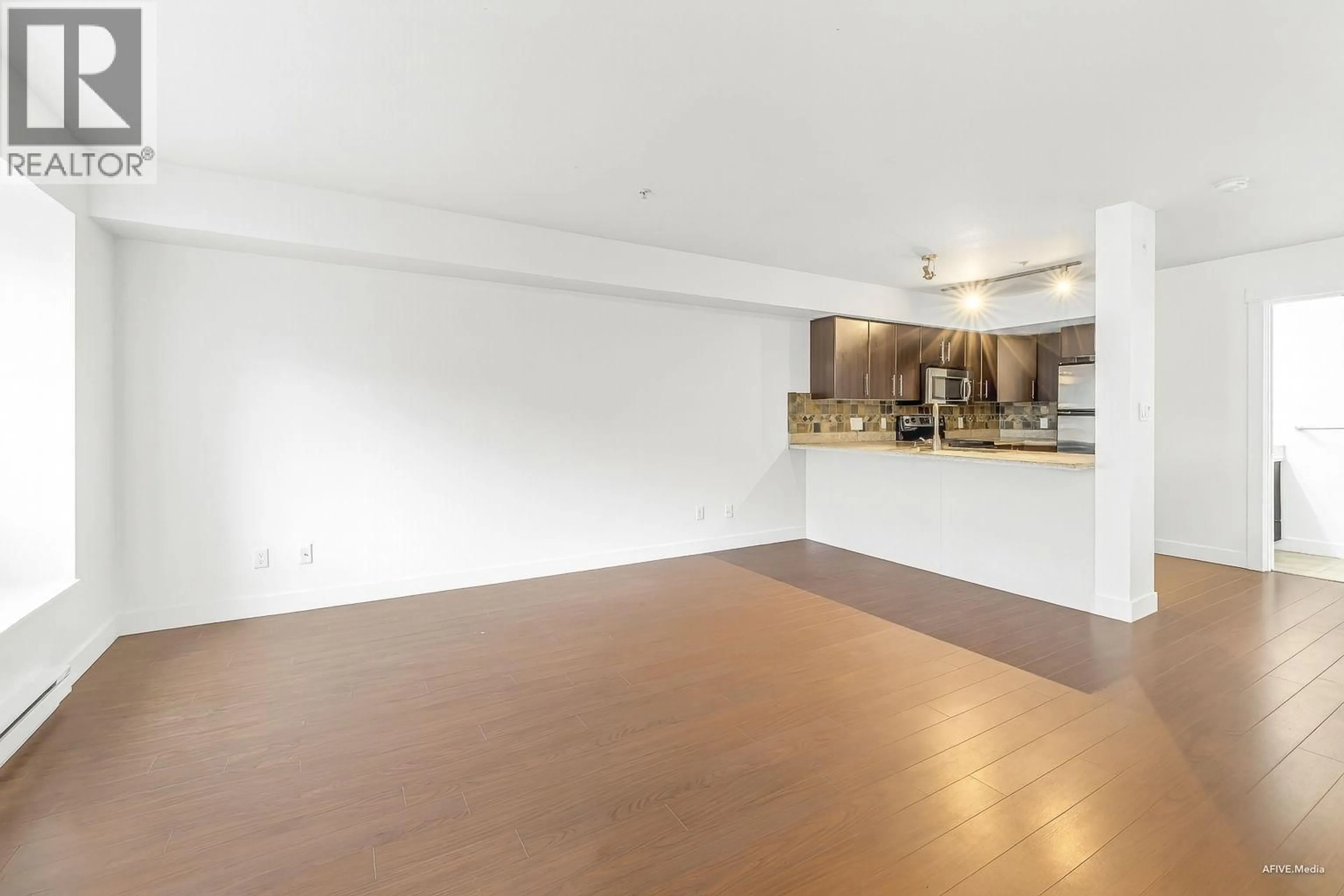 Unknown for 53 - 7428 14TH AVENUE, Burnaby British Columbia V3N0C2