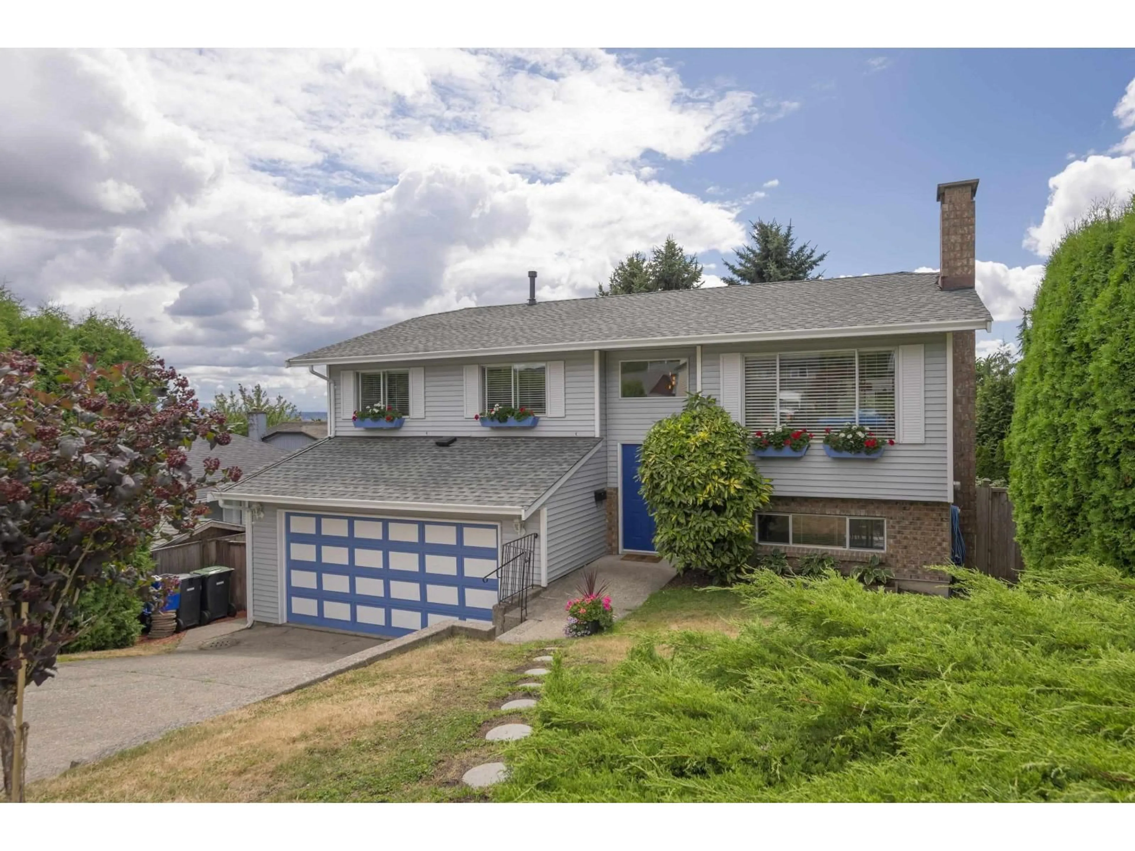 Home with vinyl exterior material, street for 6743 196B, Langley British Columbia V2Y2W3