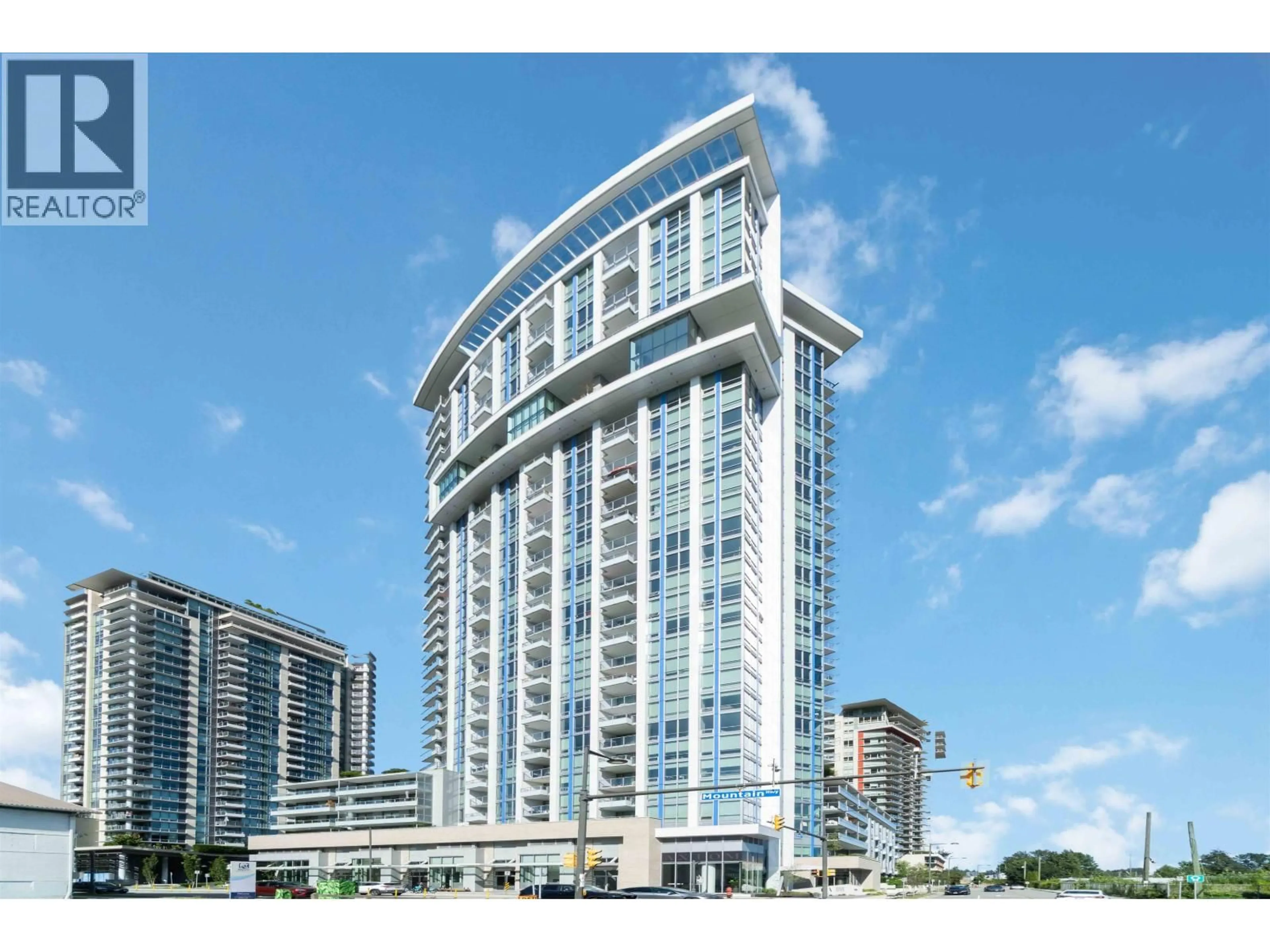 Indoor foyer for 1806 - 1500 FERN STREET, North Vancouver British Columbia V7J0E6