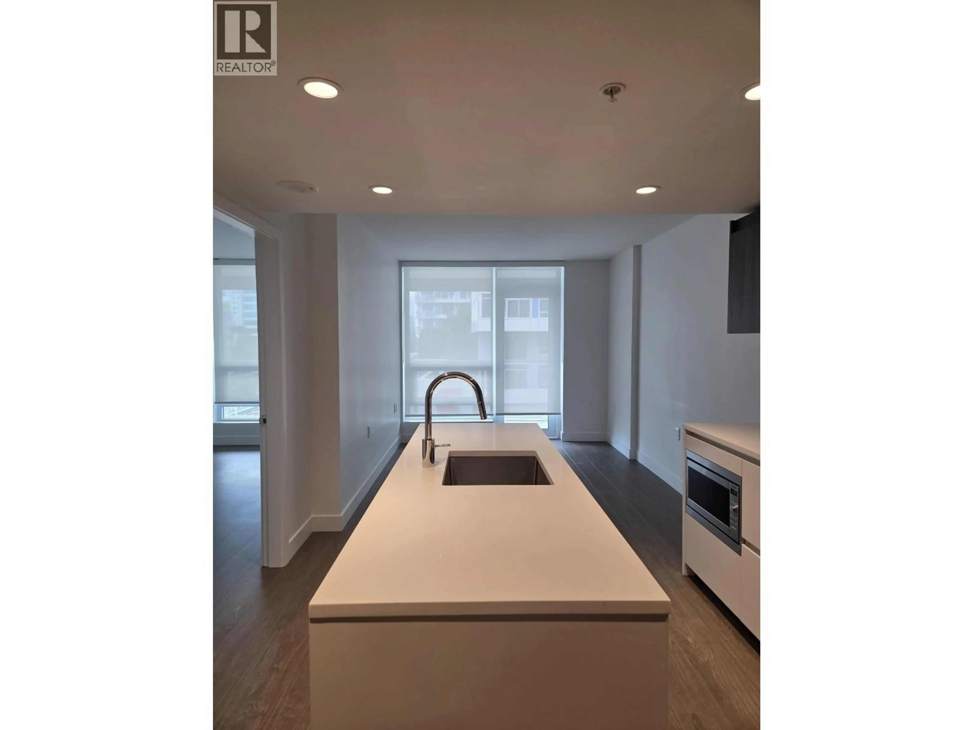Open concept kitchen, unknown for 602 - 6320 NO. 3 ROAD, Richmond British Columbia V6Y0L5