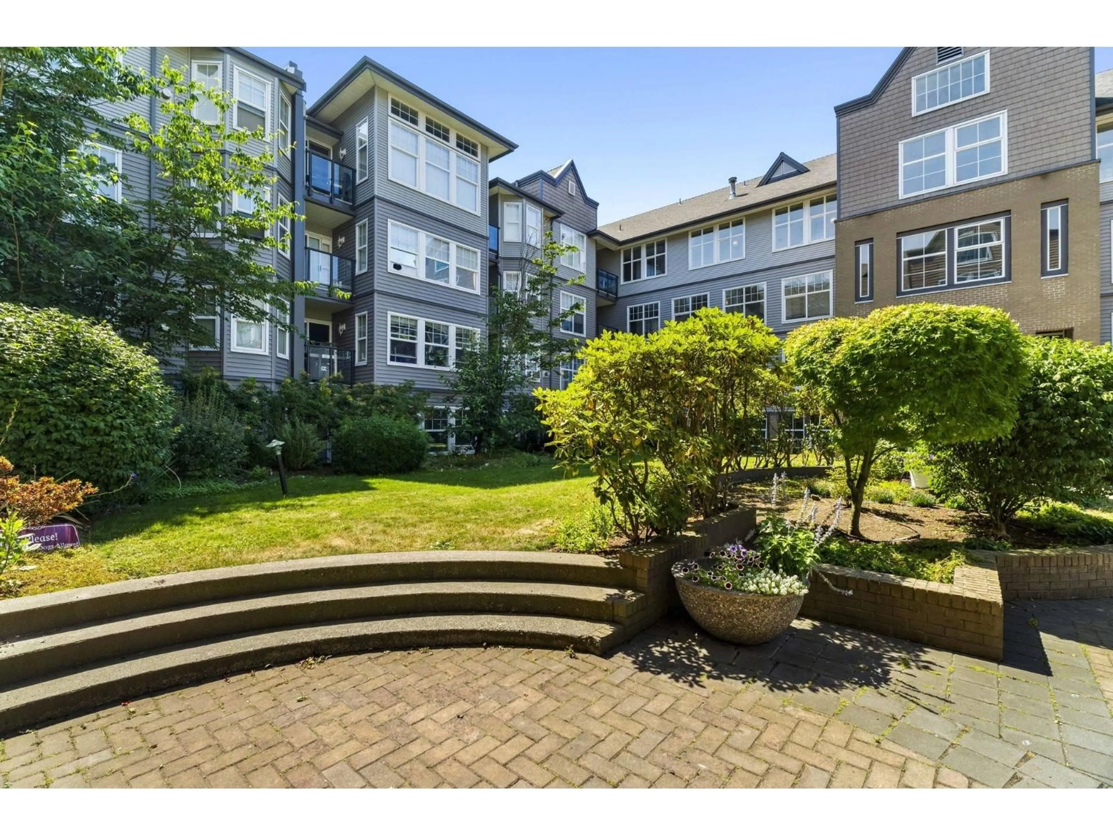 Unknown for 217 - 20200 56, Langley British Columbia V3A8S1