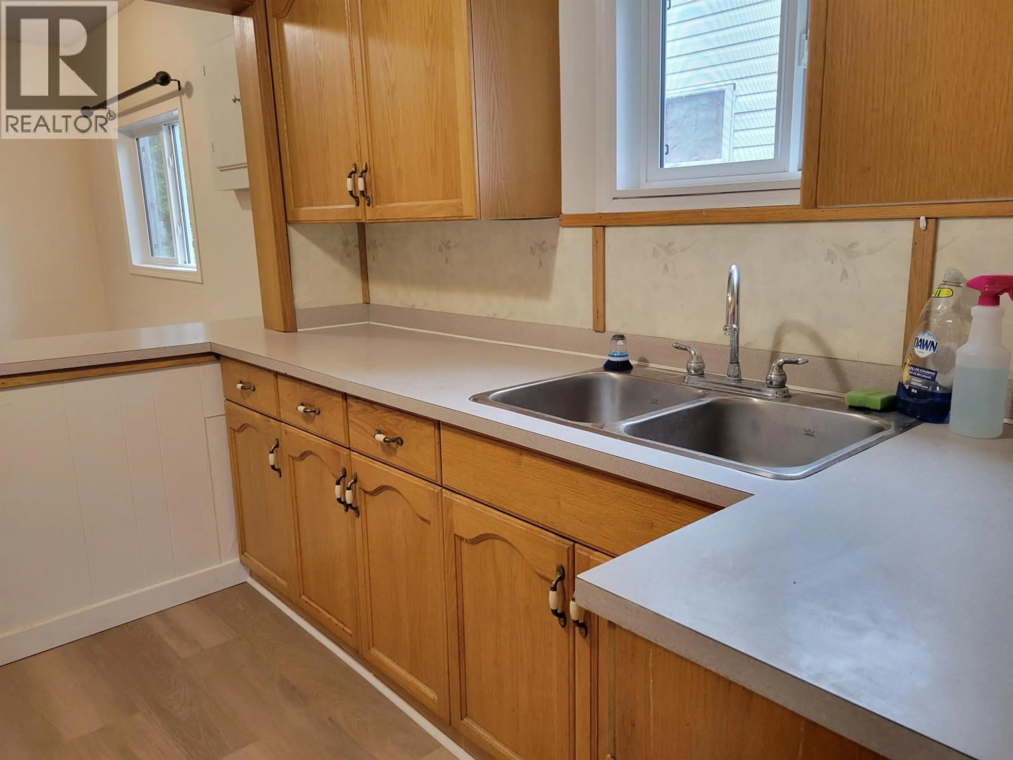 Standard kitchen, unknown for 236 3RD STREET, Vanderhoof British Columbia V0J3A0