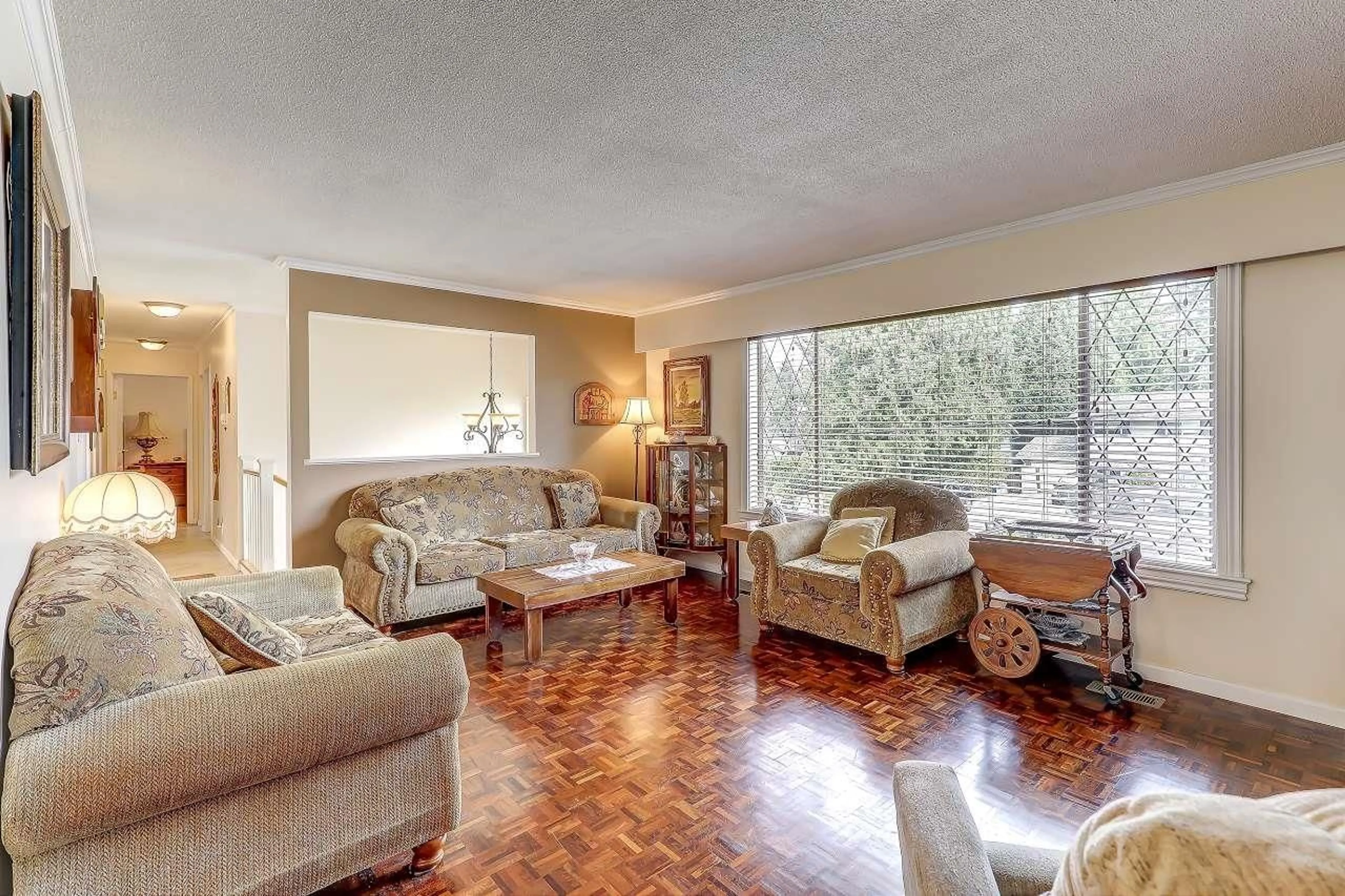 Living room with furniture, unknown for 11278 89, Delta British Columbia V4C3G1