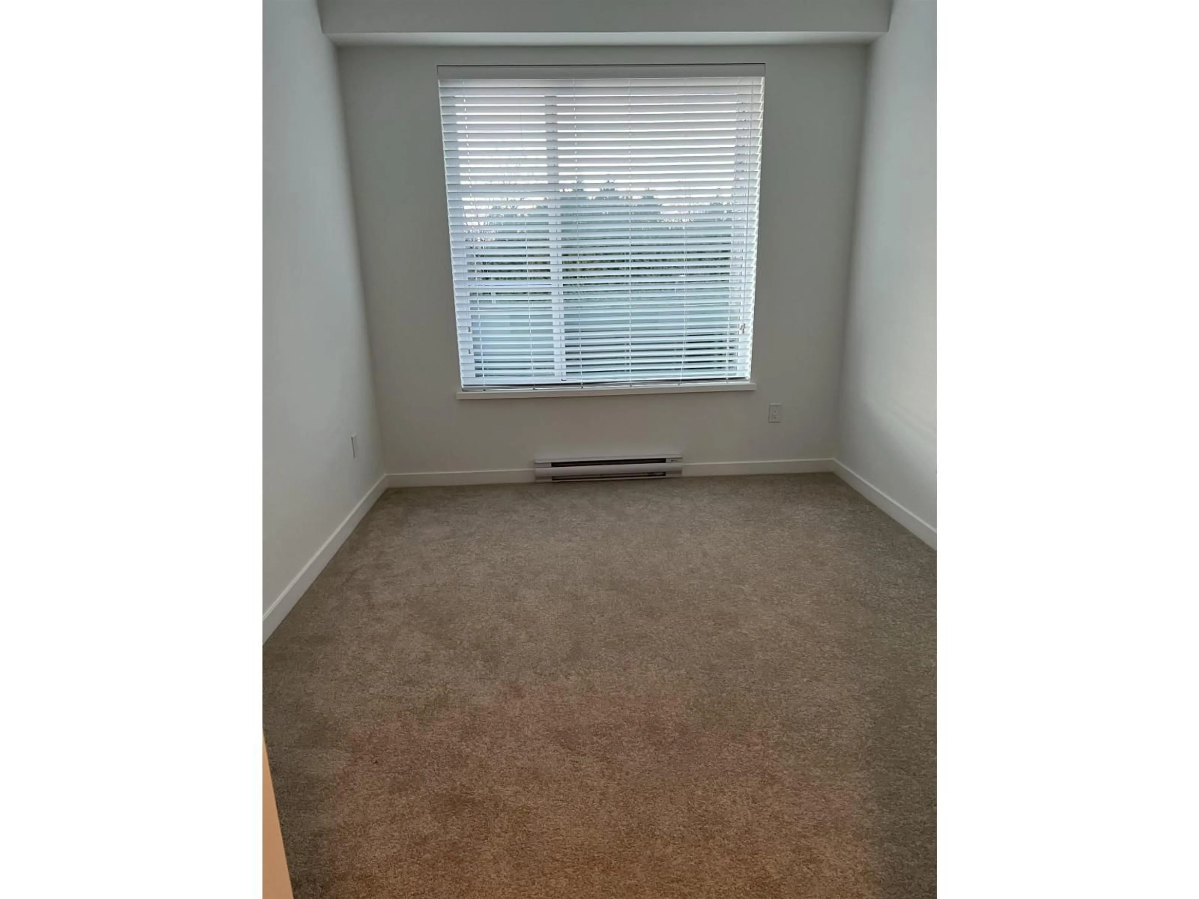 A pic of a room for 308 - 13623 81A, Surrey British Columbia V3W3N7