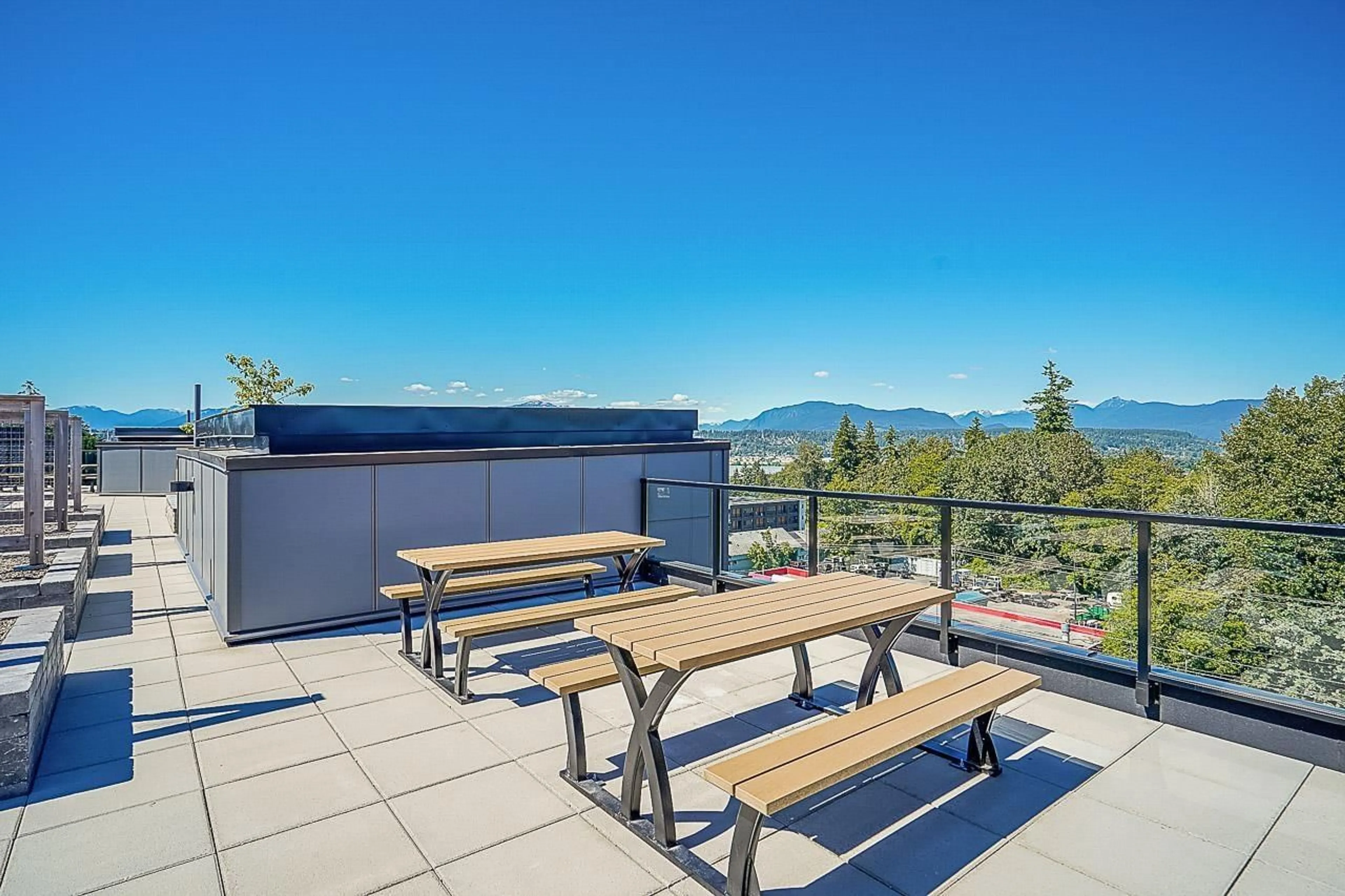 Patio, mountain view for 524 - 11077 RAVINE, Surrey British Columbia V3T0R7