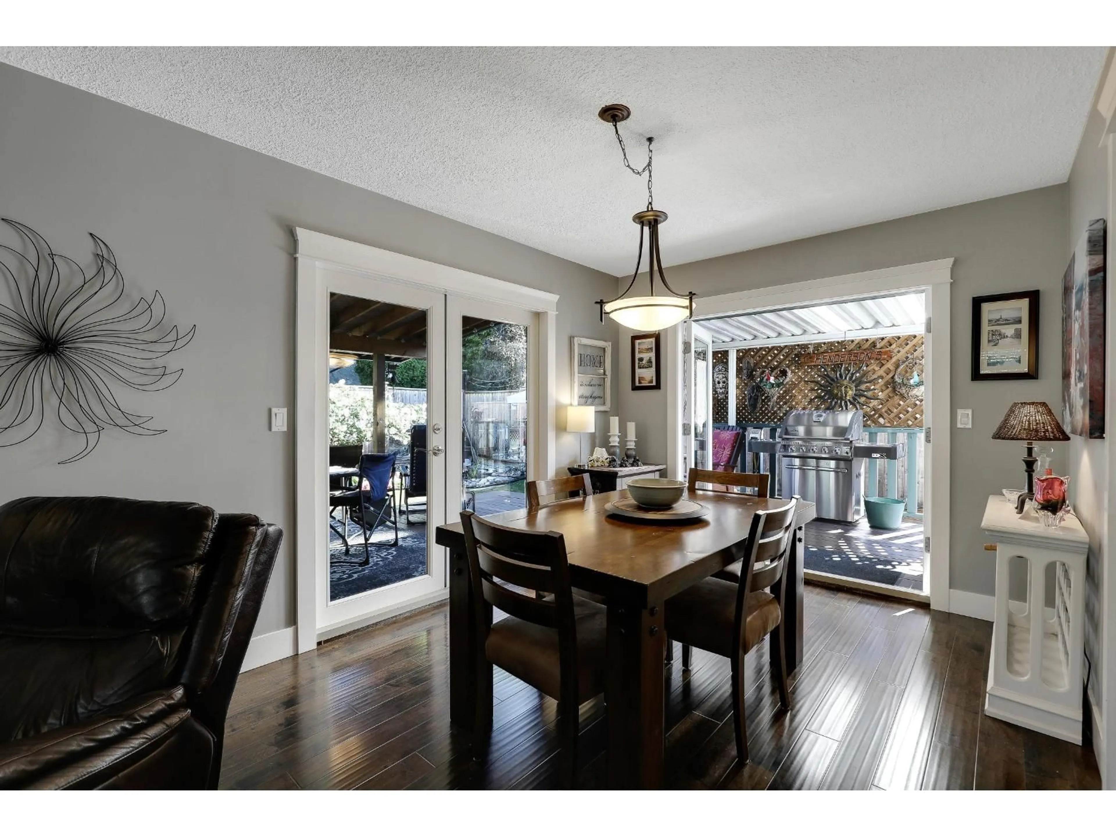 Dining room, wood/laminate floor for 6306 195, Surrey British Columbia V3S7L9