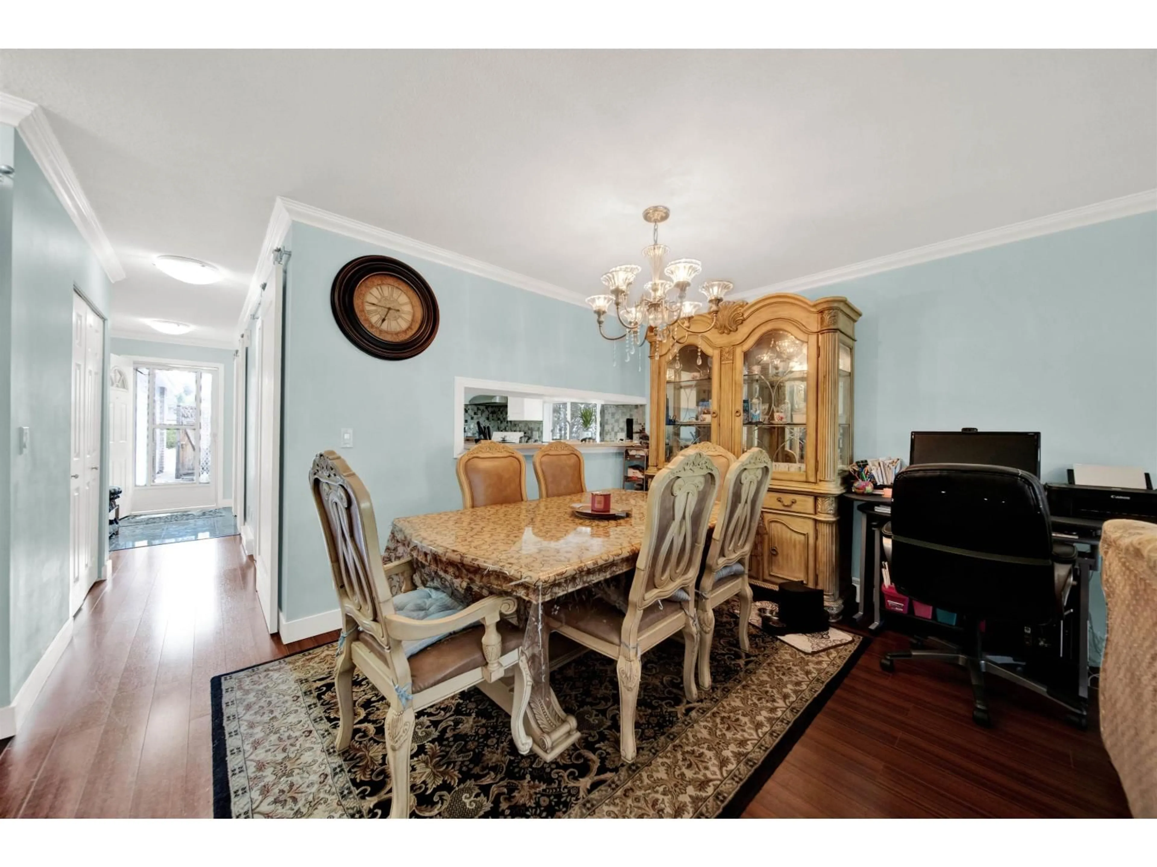 Dining room, wood/laminate floor for 12247 92ND, Surrey British Columbia V3V1G3