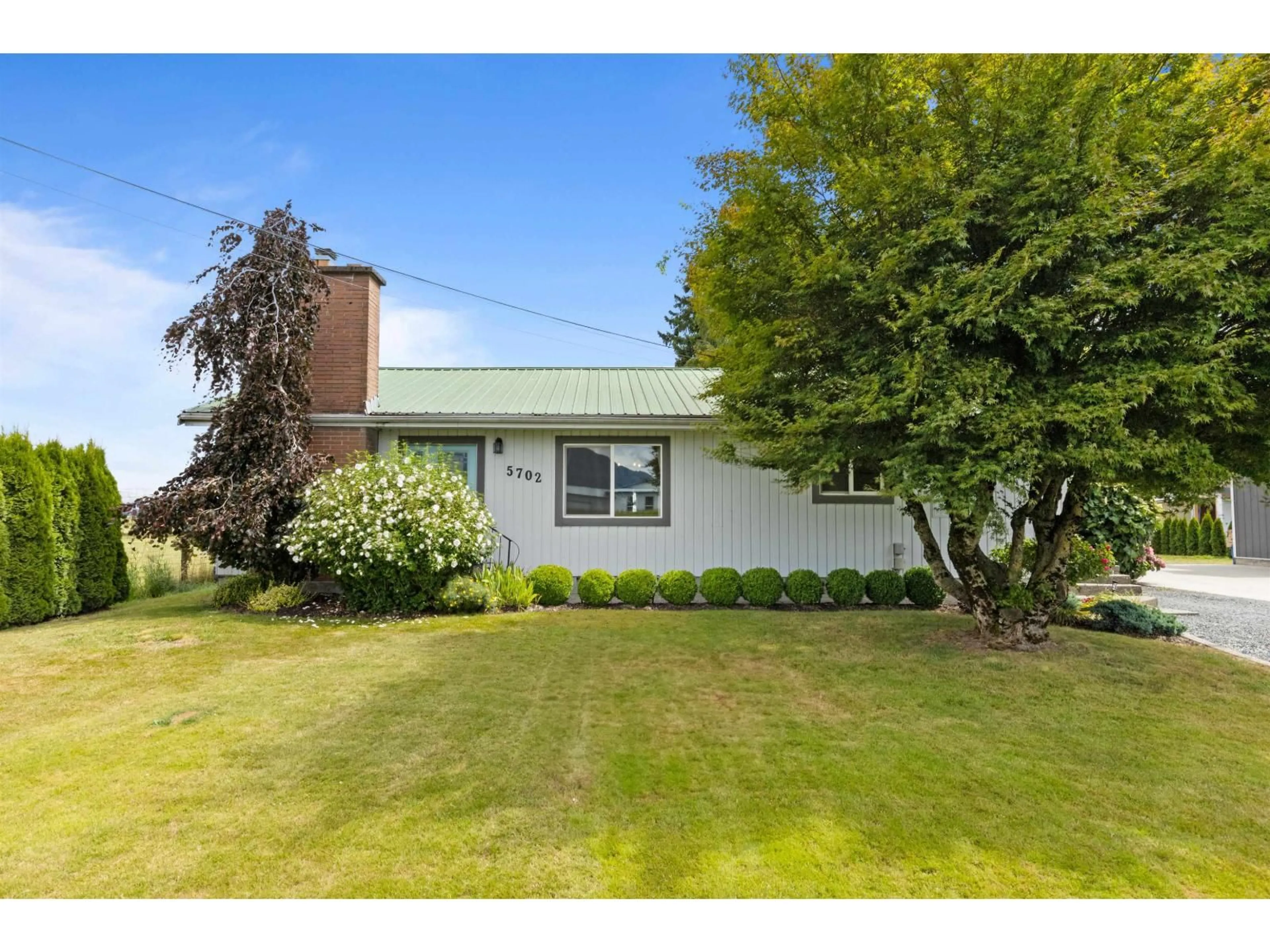 Unknown for 5702 SUMAS PRAIRIE ROAD, Sardis - Greendale British Columbia V2R4N6