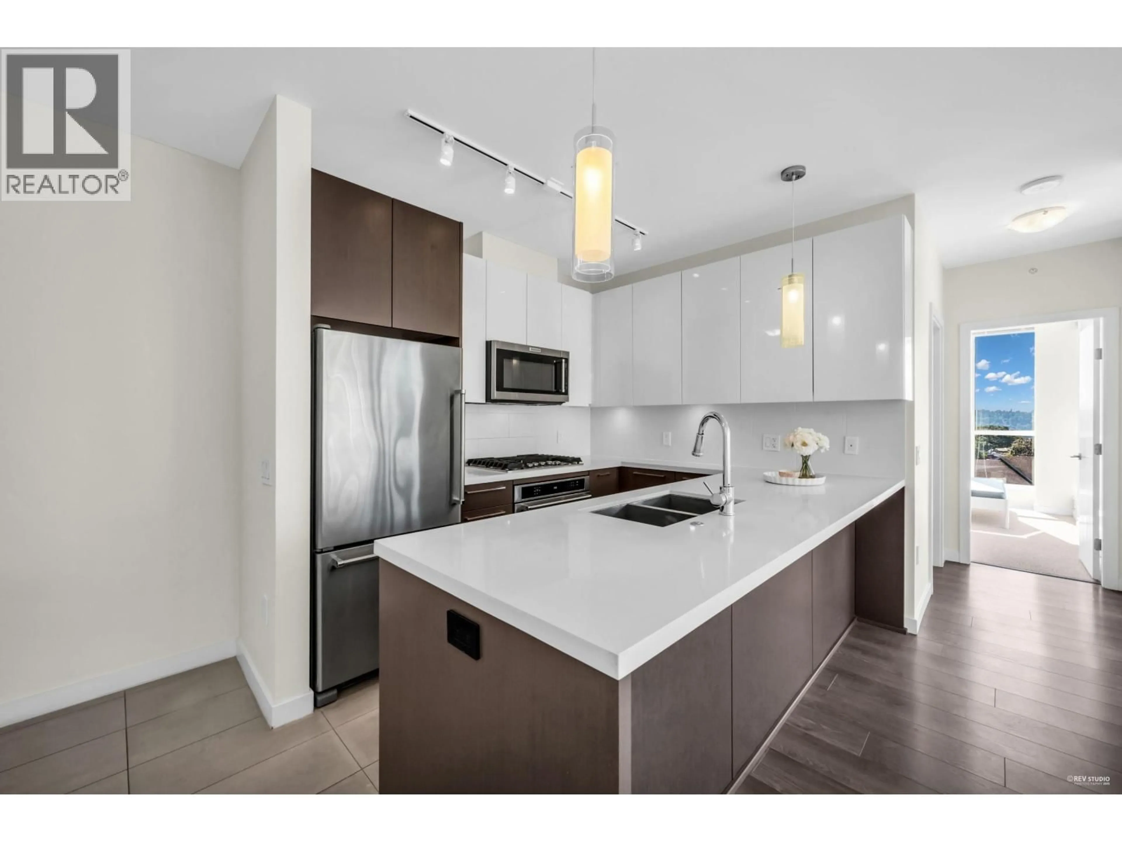Open concept kitchen, unknown for 305 - 271 FRANCIS WAY, New Westminster British Columbia V3L0H2