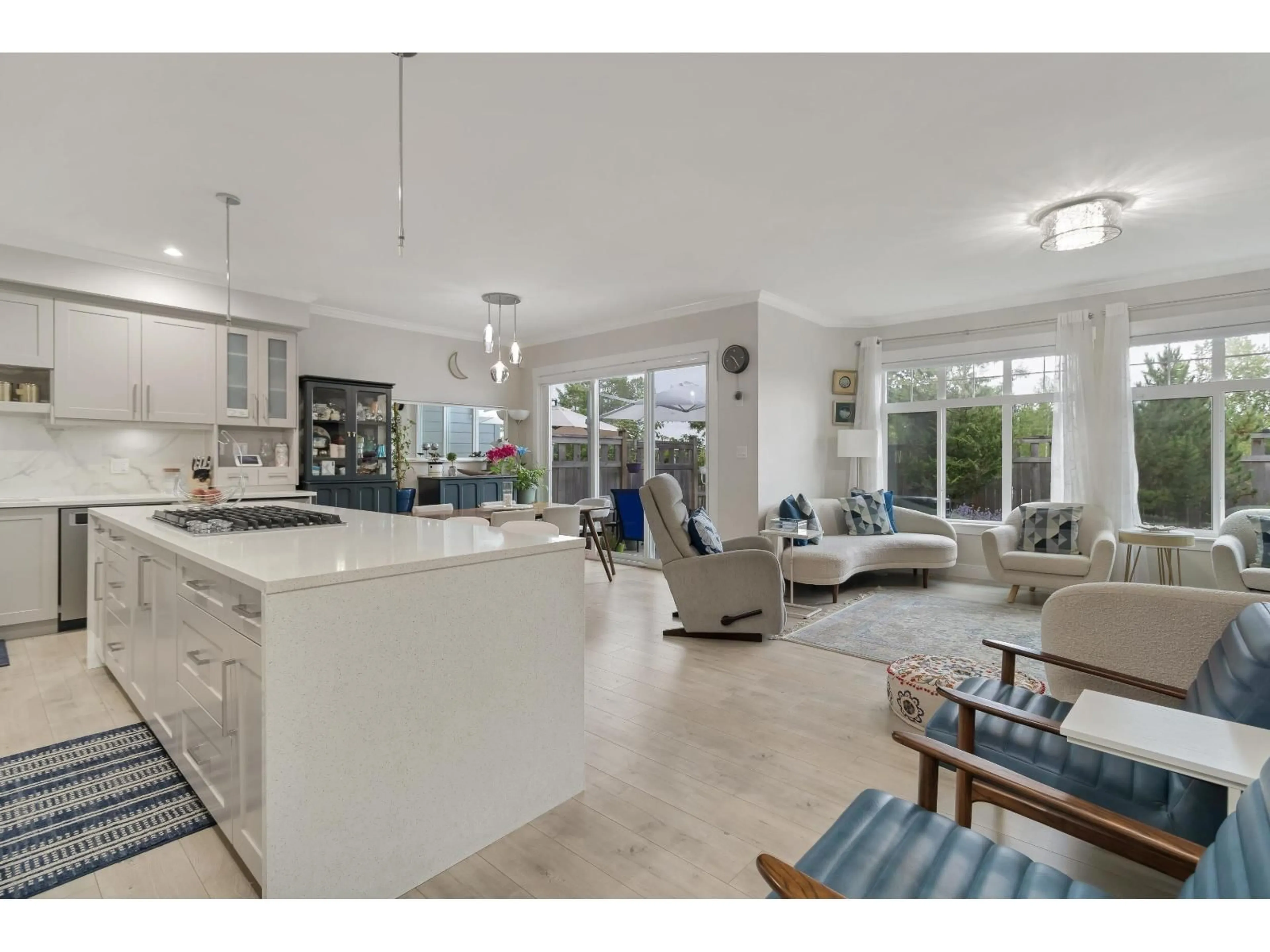 Open concept kitchen, ceramic/tile floor for 63 - 17033 FRASER, Surrey British Columbia V4N6V2