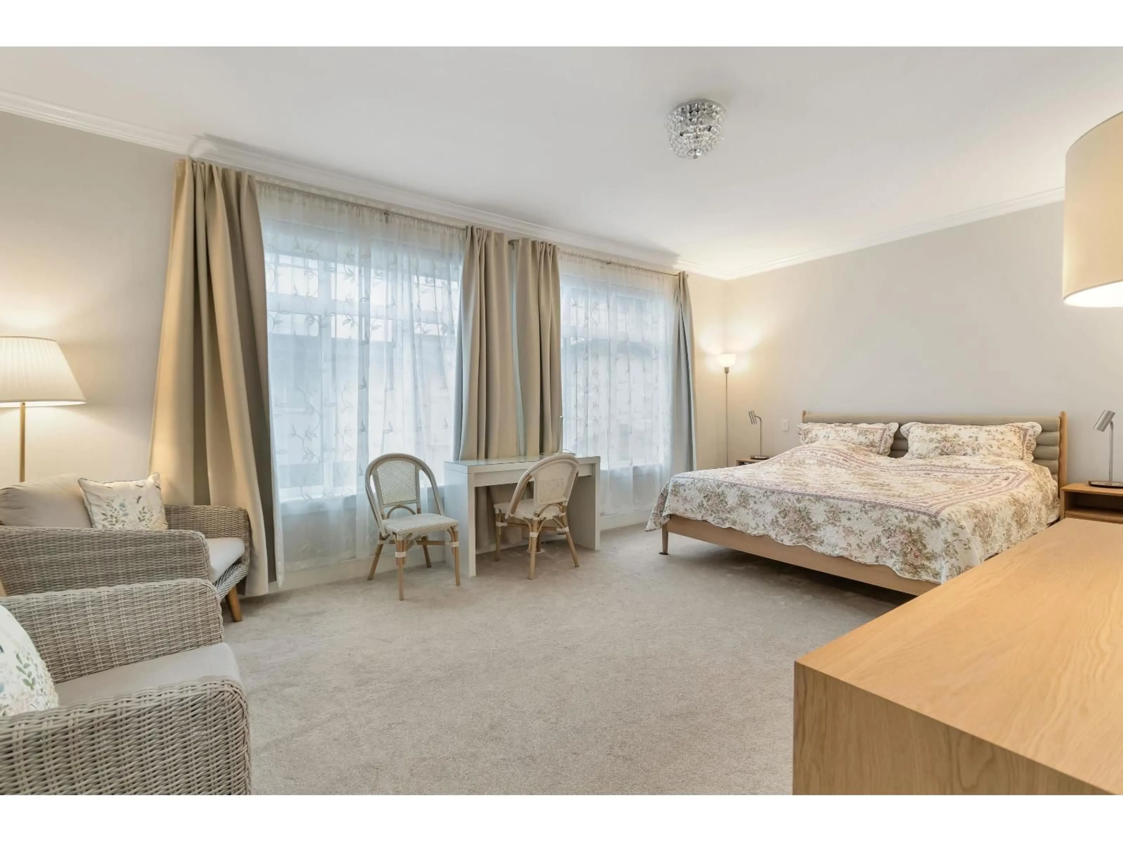 A pic of a room for 63 - 17033 FRASER, Surrey British Columbia V4N6V2