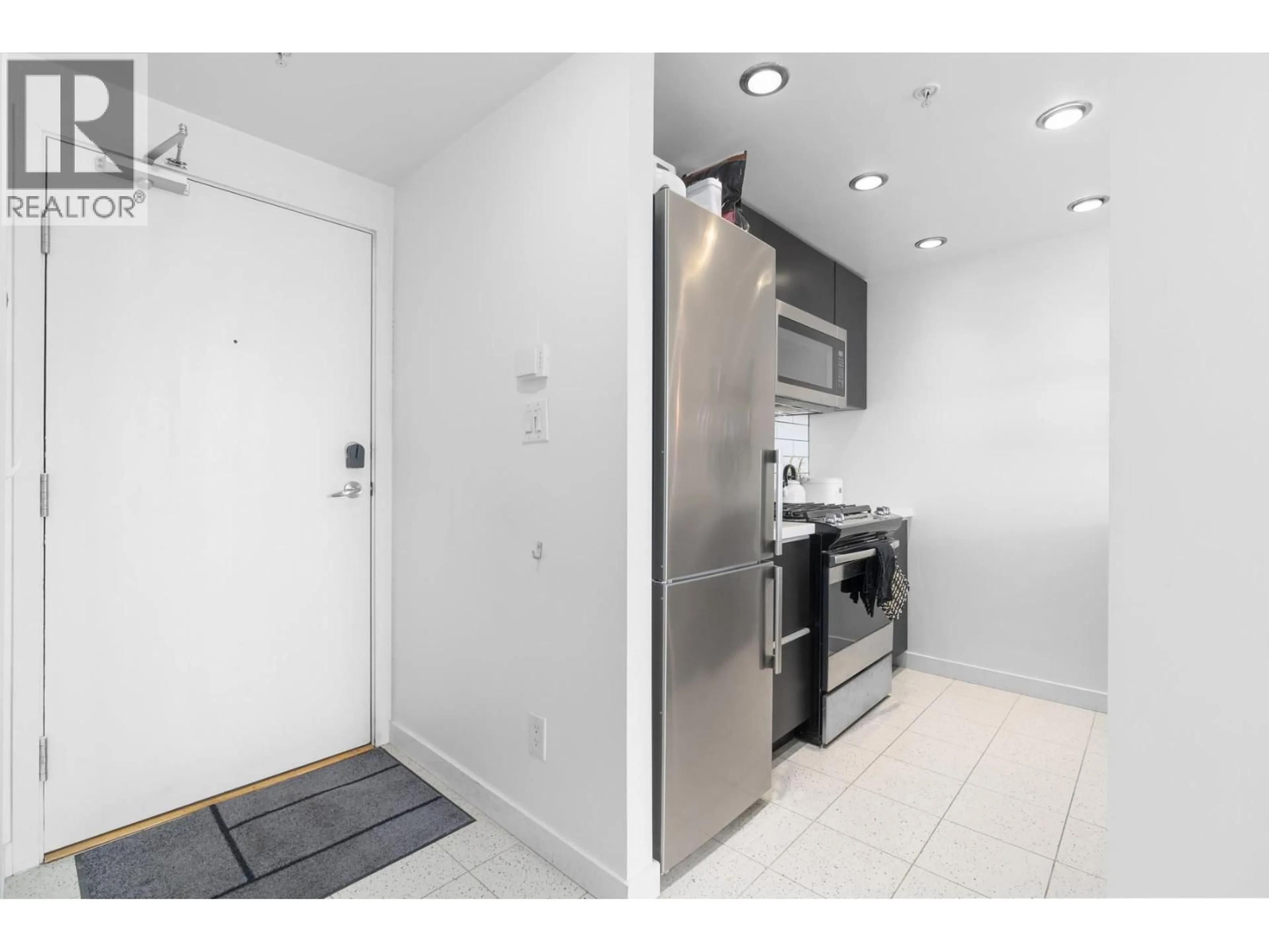 Standard kitchen, unknown for 2903 - 928 BEATTY STREET, Vancouver British Columbia V6Z3G6