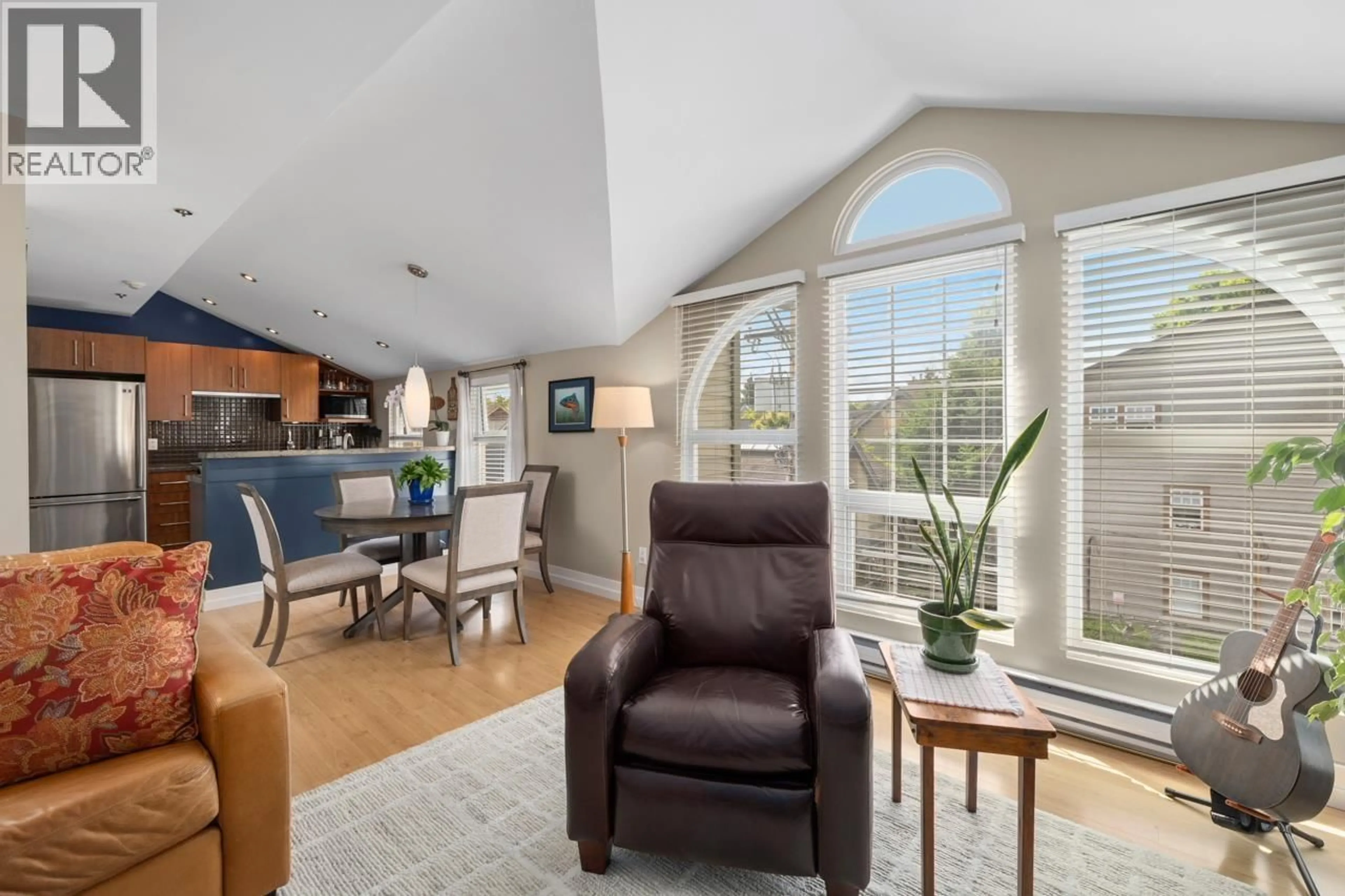 Living room with furniture, unknown for 403 - 888 13TH AVENUE, Vancouver British Columbia V5Z1P2