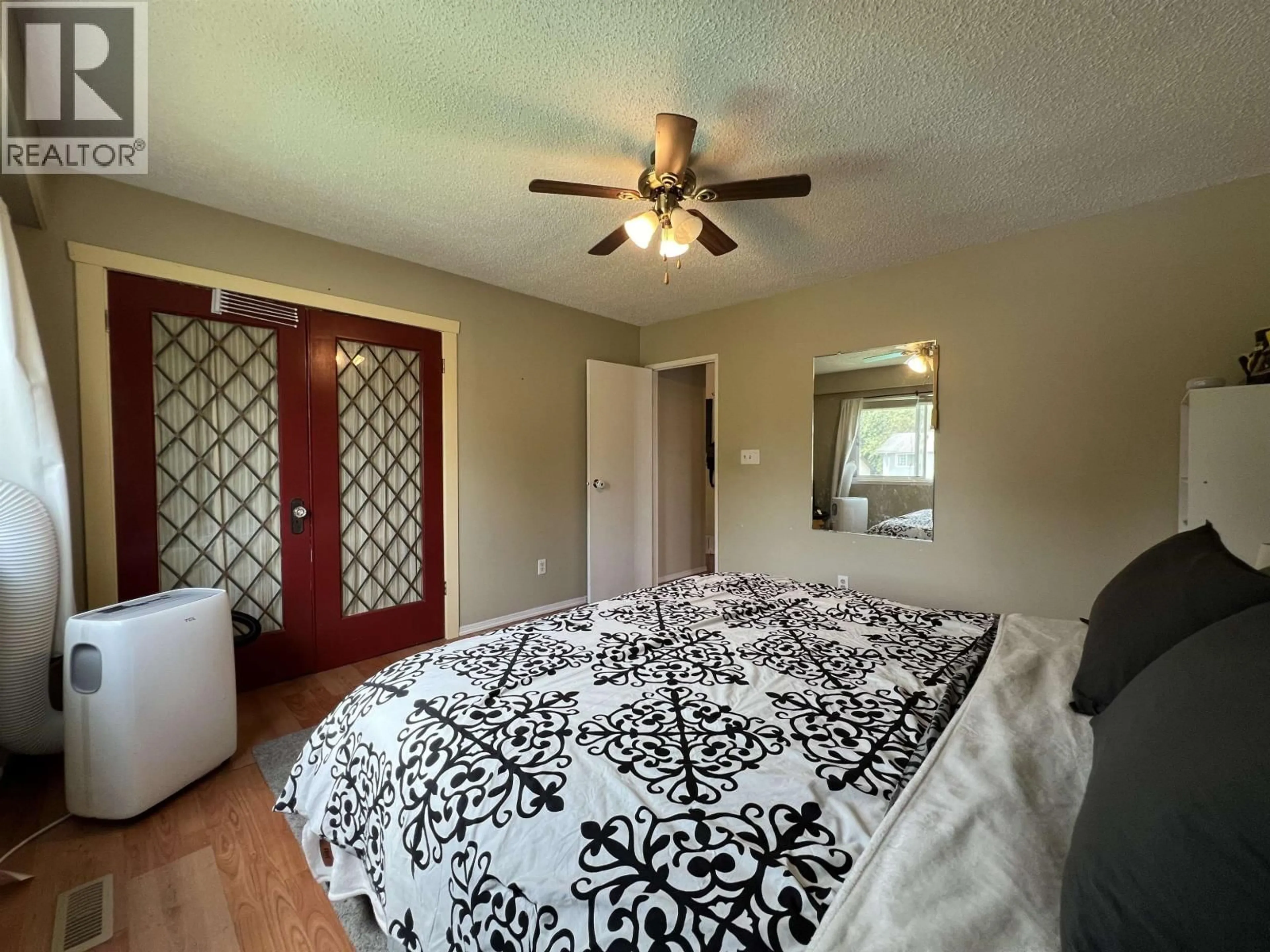 A pic of a room for 11811 GEE STREET, Maple Ridge British Columbia V2X7L8