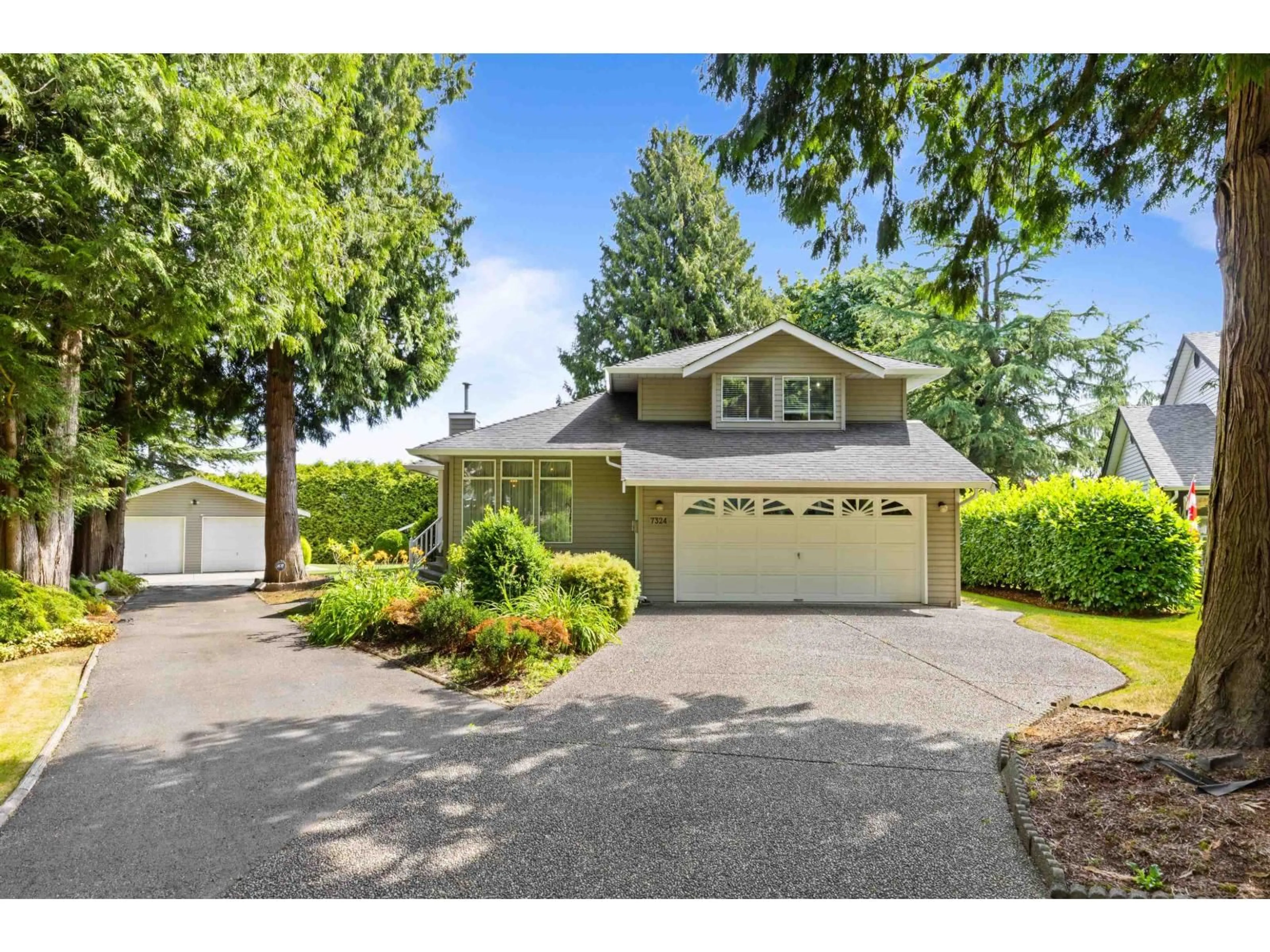 Home with vinyl exterior material, street for 7324 149A, Surrey British Columbia V3S3H3