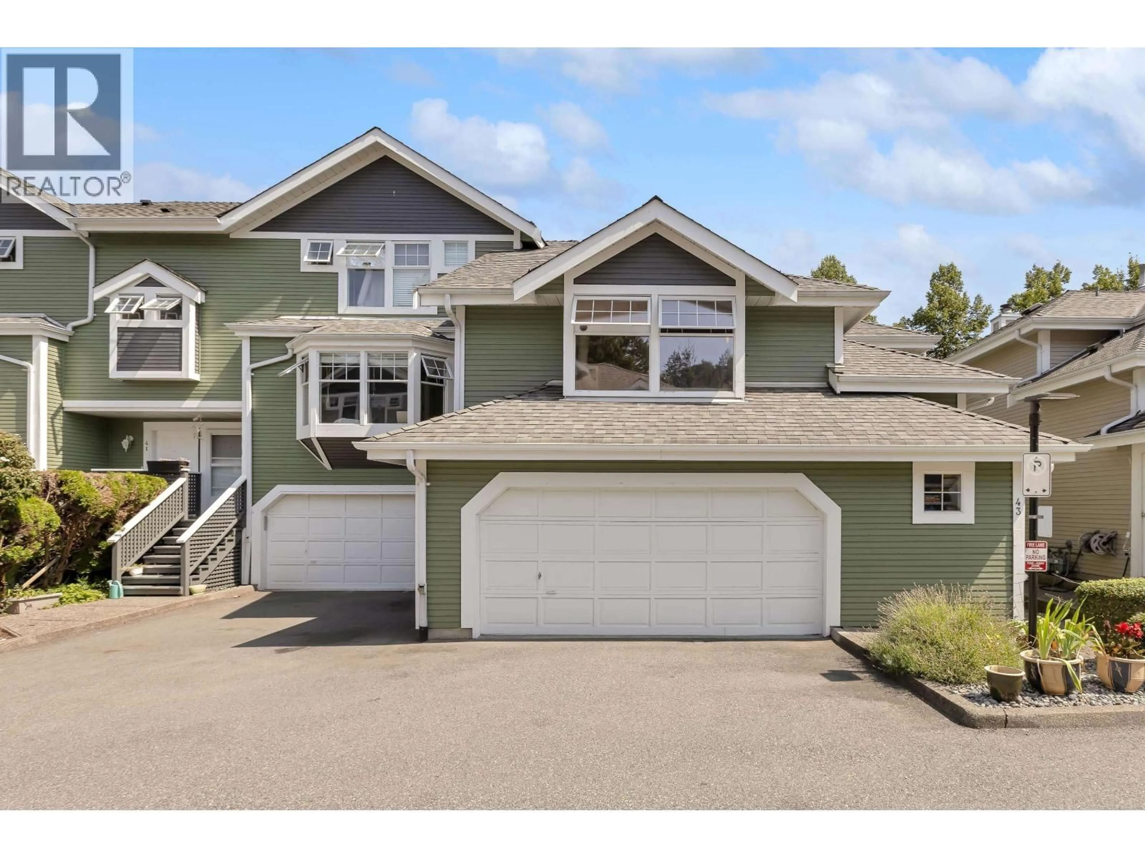Home with vinyl exterior material, street for 43 - 1140 FALCON DRIVE, Coquitlam British Columbia V3E2K1