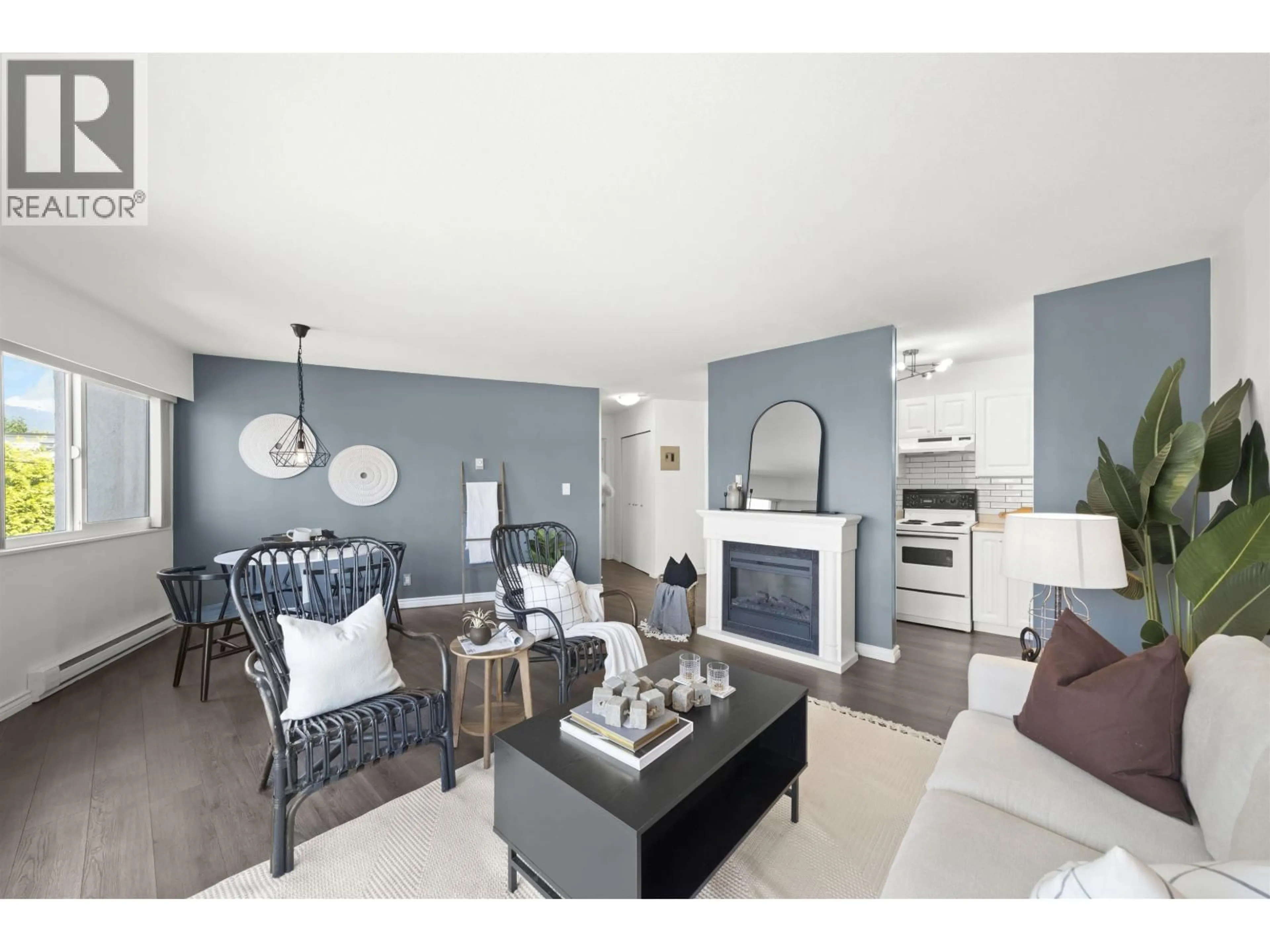Living room with furniture, unknown for 203 - 2244 MCGILL STREET, Vancouver British Columbia V5L1C4