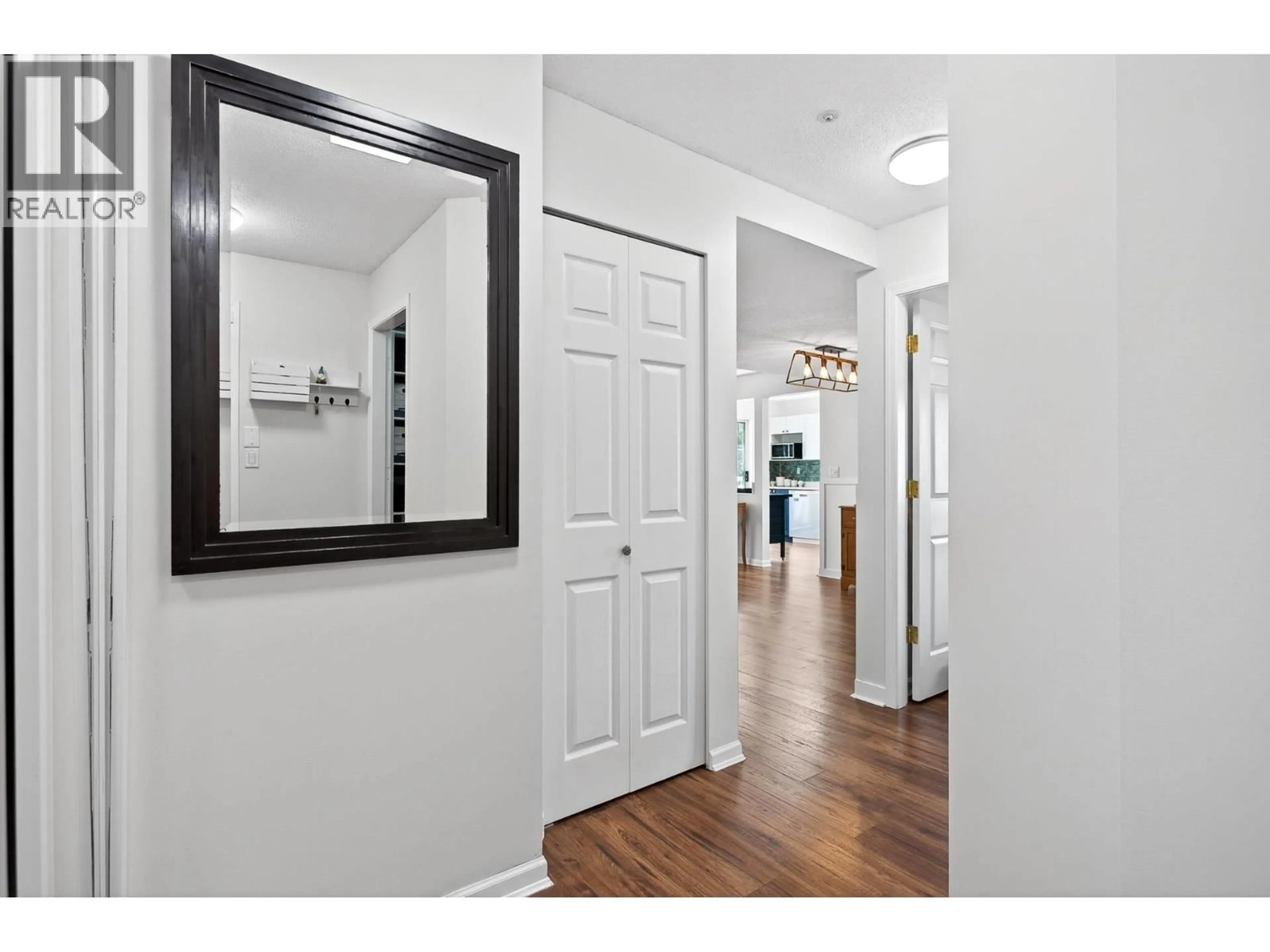 Indoor entryway for 318 - 2678 DIXON STREET, Port Coquitlam British Columbia V3C6L7
