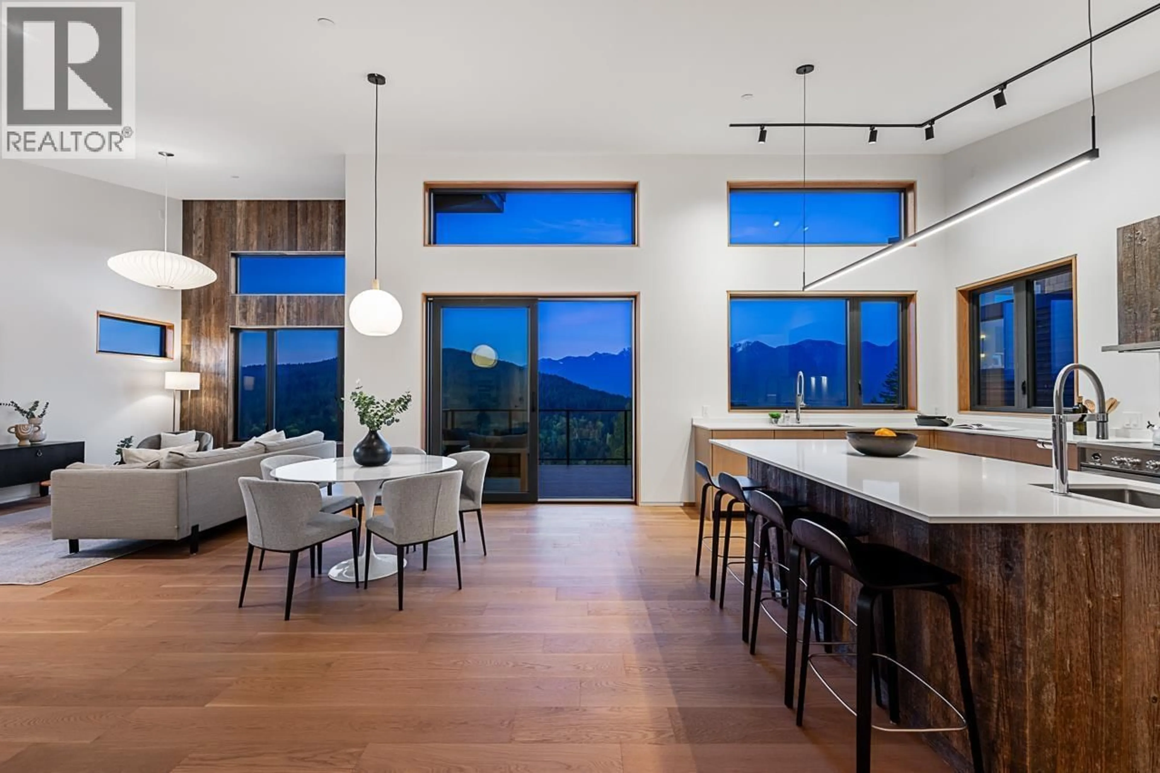 Dining room, wood/laminate floor for 885 RIVENDELL DRIVE, Bowen Island British Columbia V0N1G0