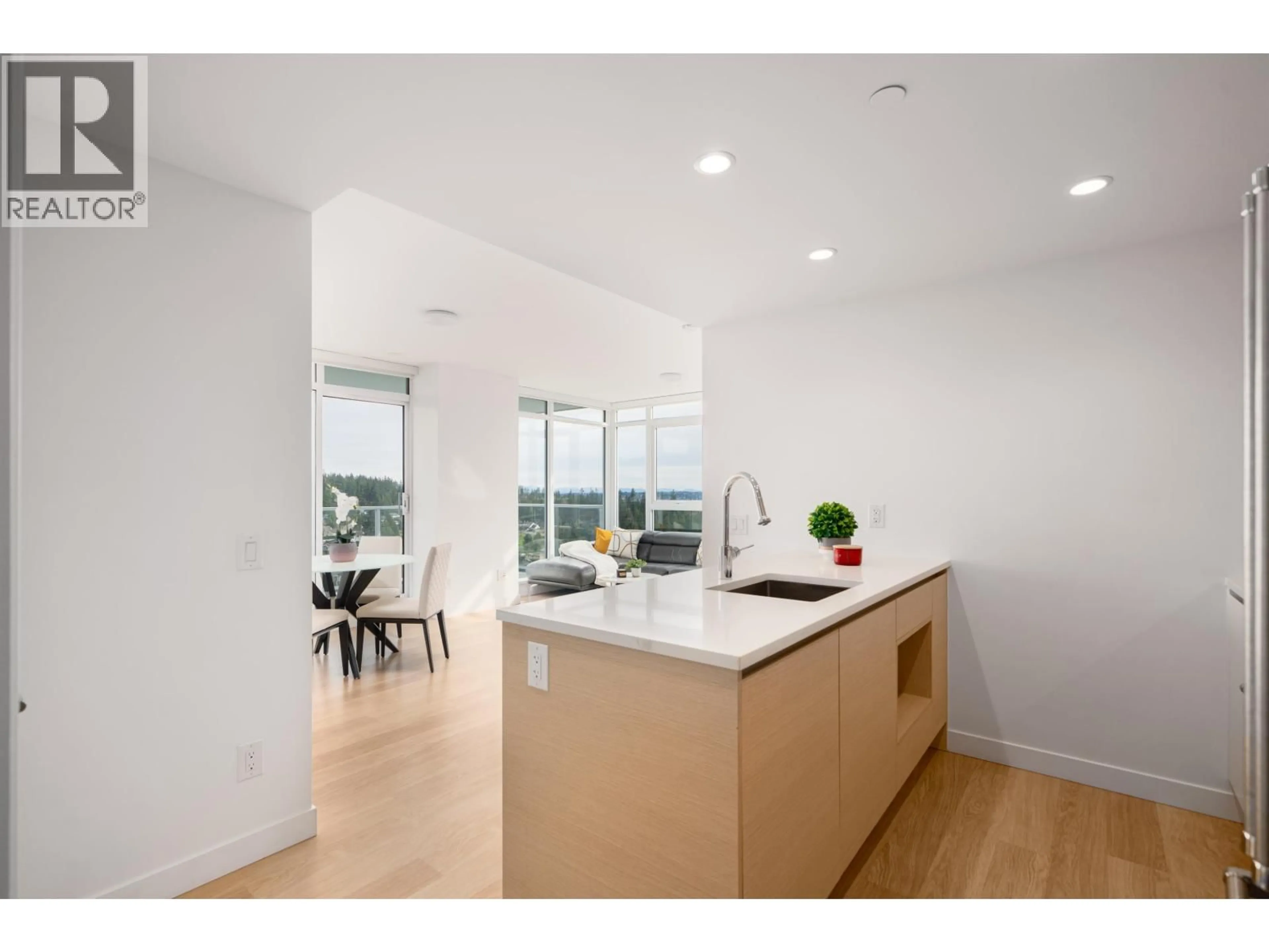 Open concept kitchen, unknown for 1809 - 525 FOSTER AVENUE, Coquitlam British Columbia V3J0H6