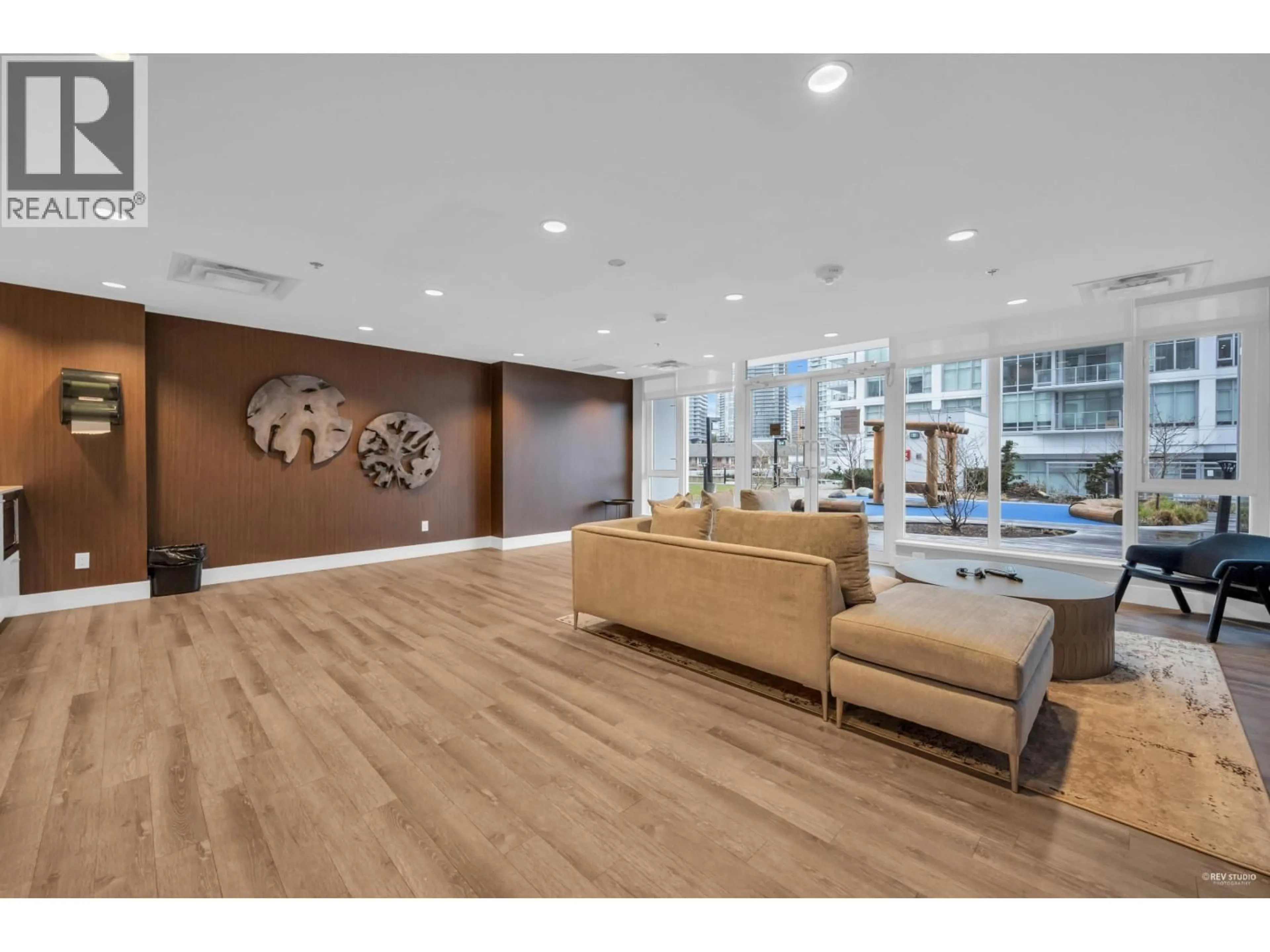 Unknown for 1709 - 2351 BETA AVENUE, Burnaby British Columbia V5C0M2