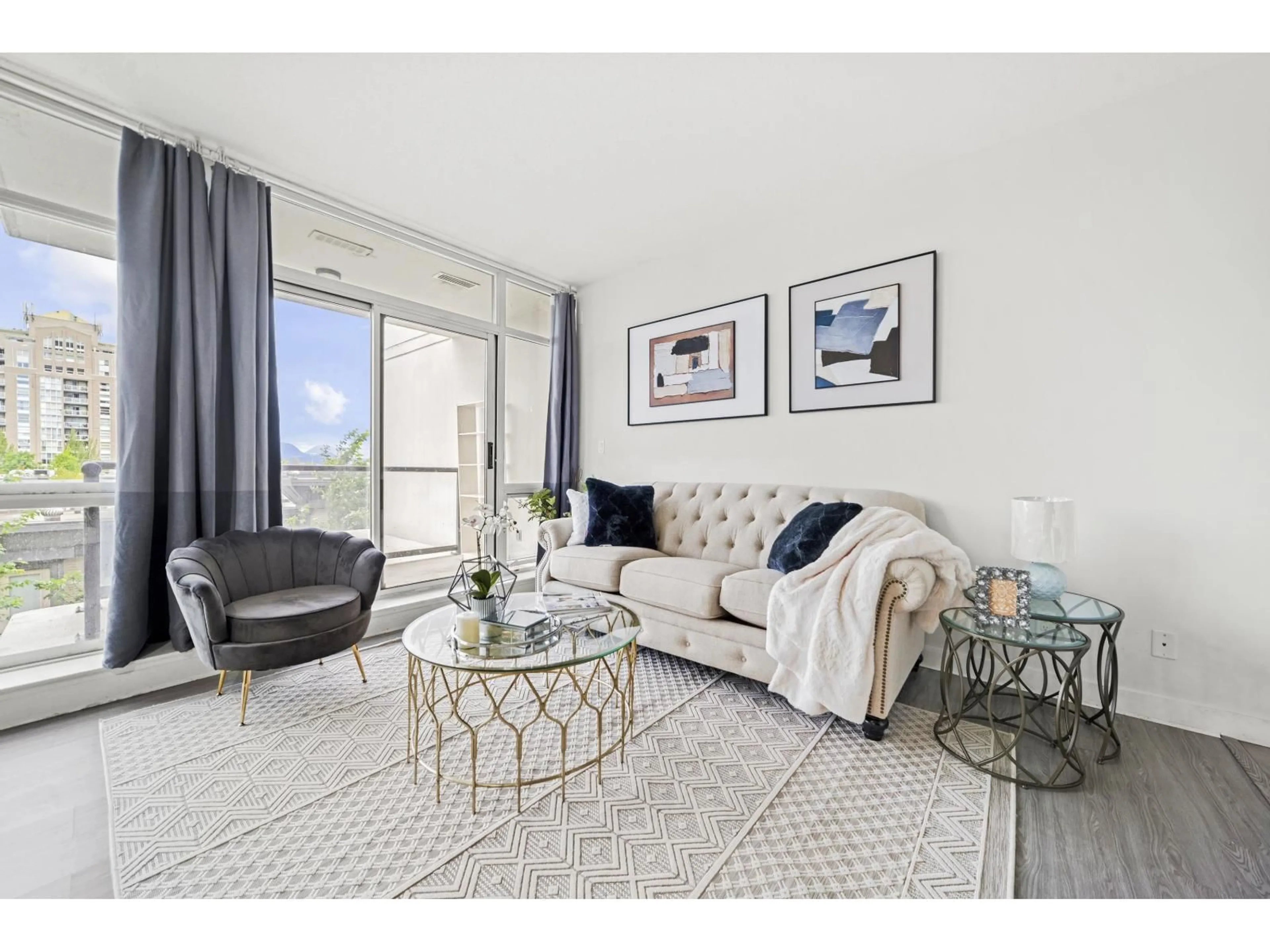 Living room with furniture, unknown for 408 - 13399 104, Surrey British Columbia V3T0C9