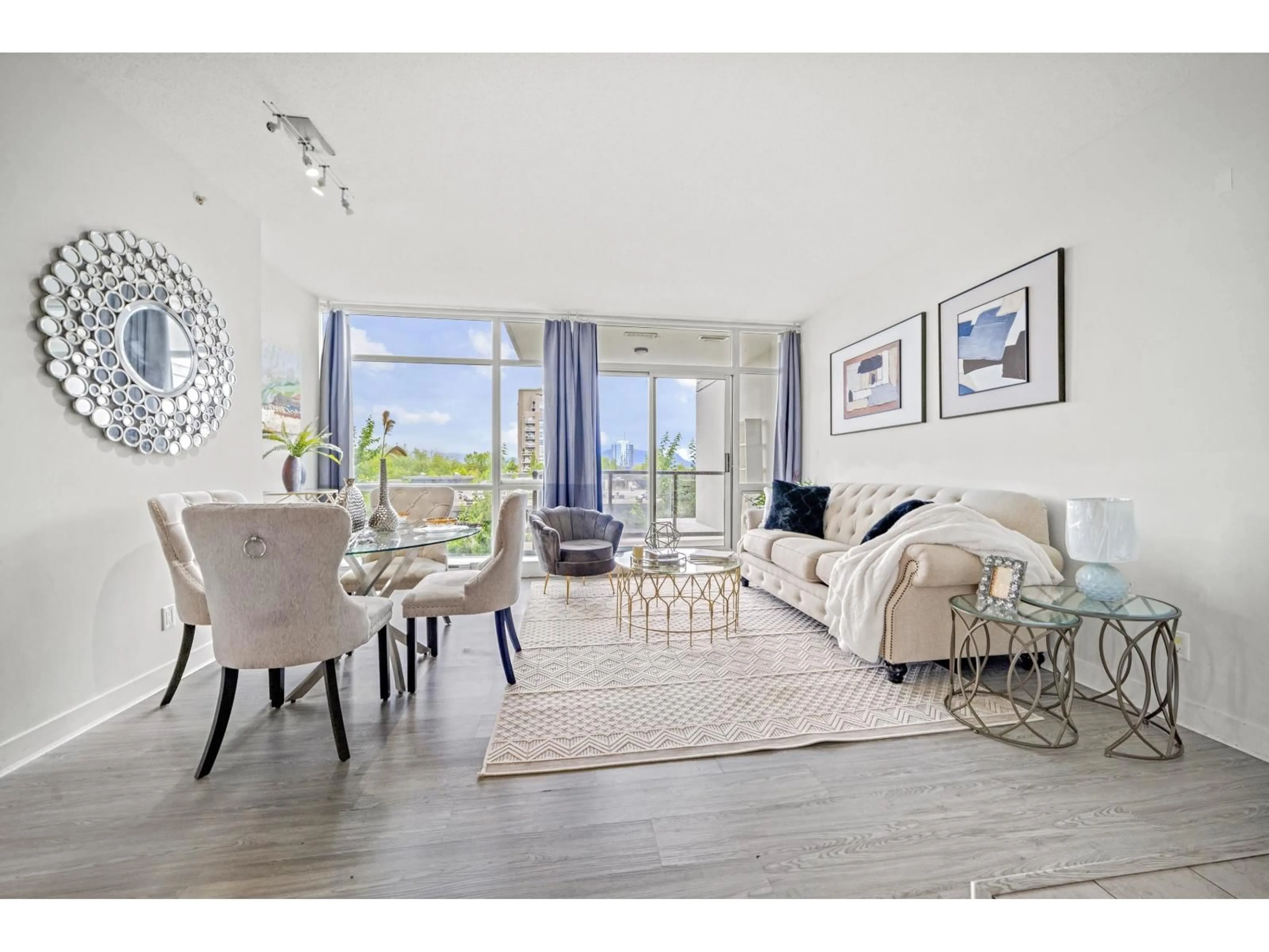 Living room with furniture, unknown for 408 - 13399 104, Surrey British Columbia V3T0C9