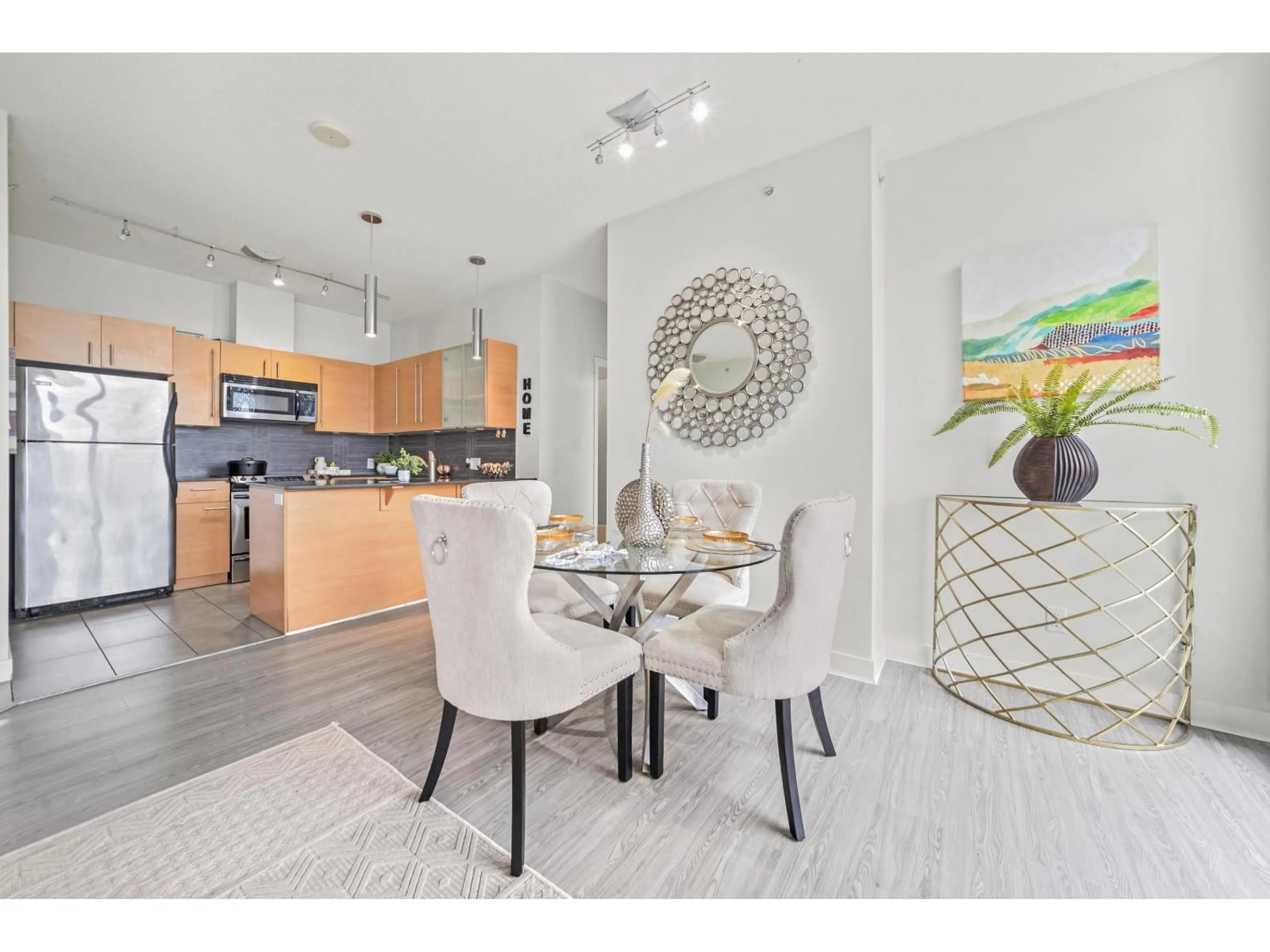 Open concept kitchen, unknown for 408 - 13399 104, Surrey British Columbia V3T0C9