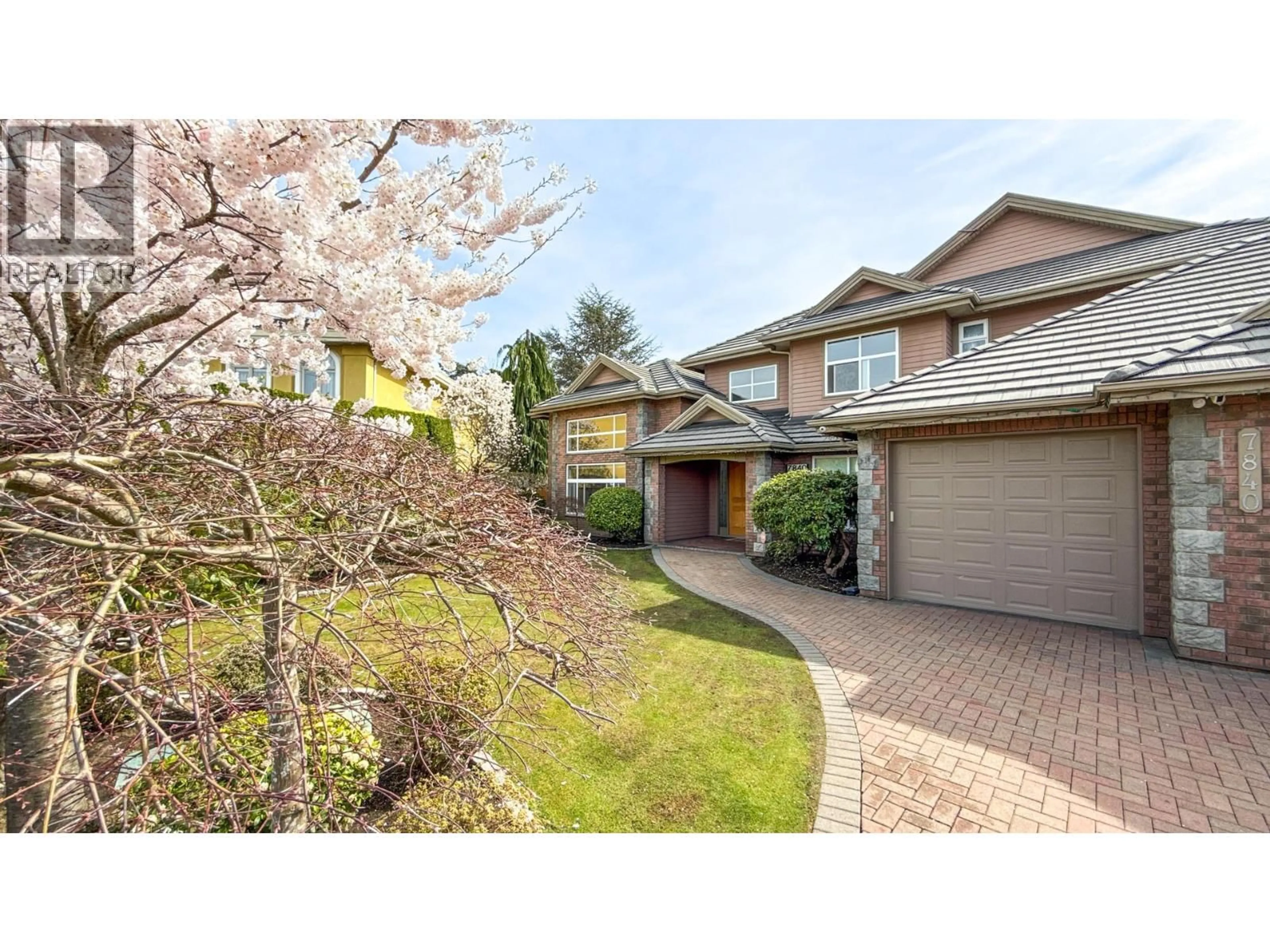 A pic from outside/outdoor area/front of a property/back of a property/a pic from drone, street for 7840 BELAIR DRIVE, Richmond British Columbia V7A1B8