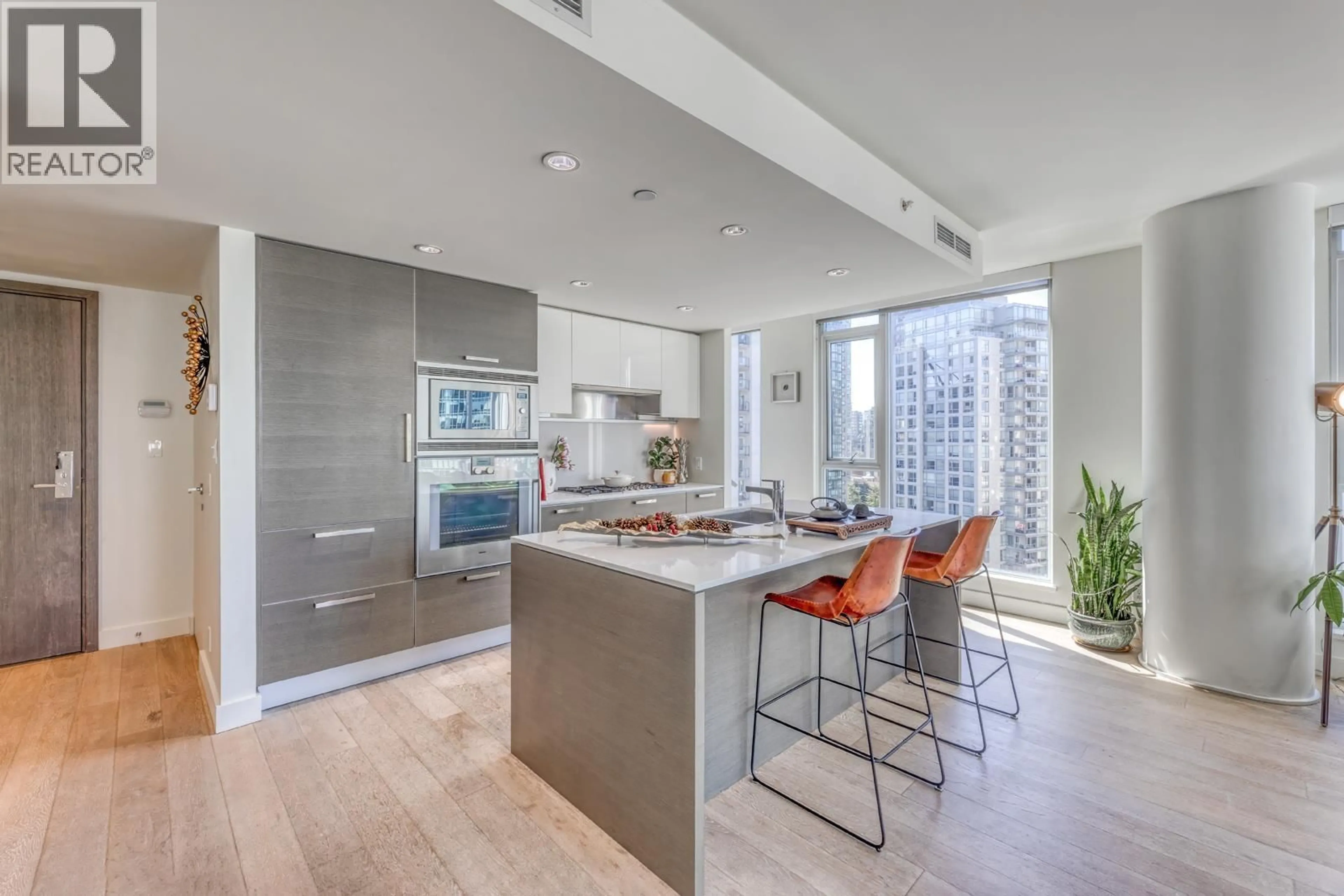 Open concept kitchen, unknown for 1704 - 1499 PENDER STREET, Vancouver British Columbia V6G0A7