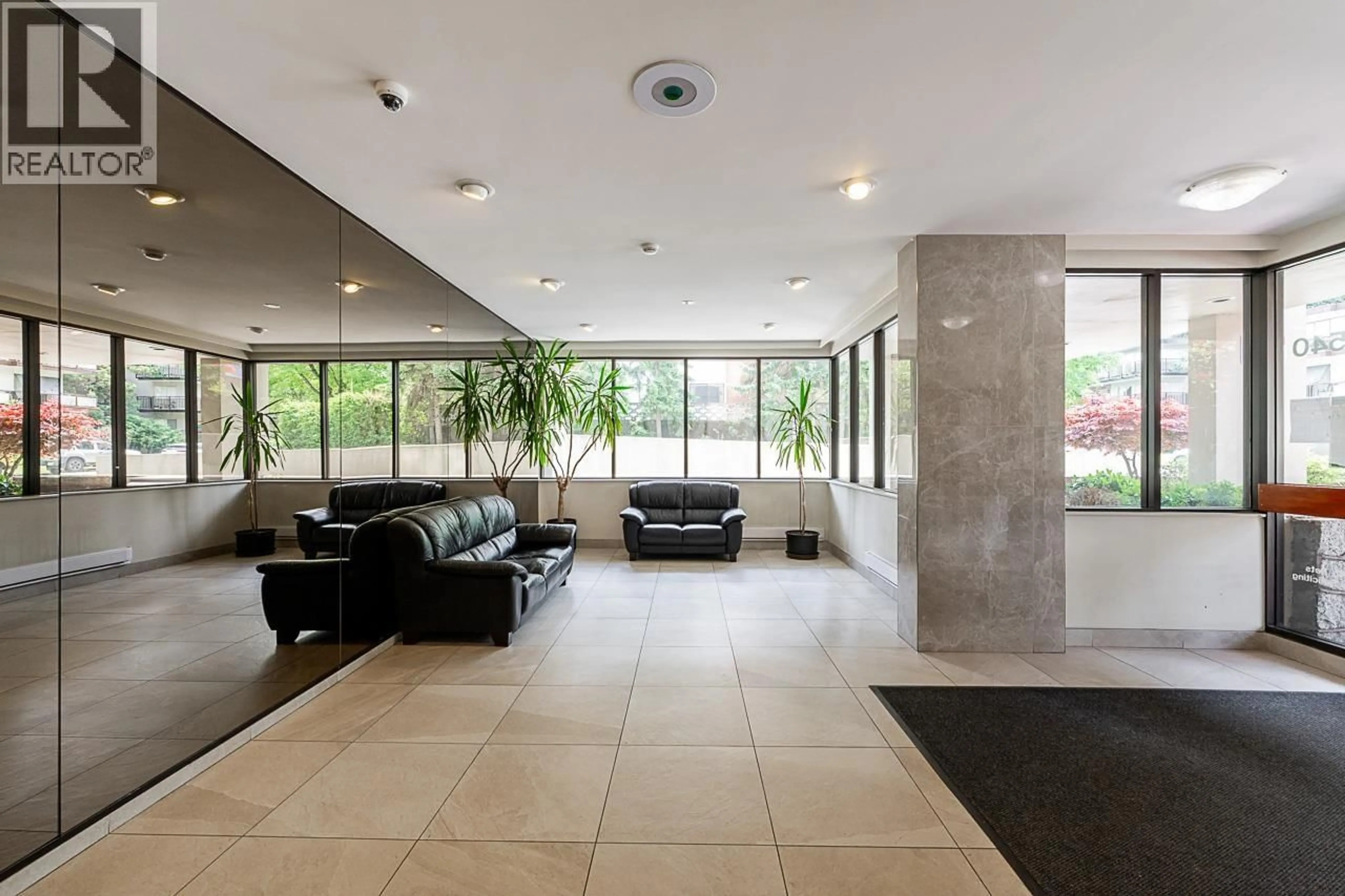 Lobby for 2505 - 6540 BURLINGTON AVENUE, Burnaby British Columbia V5H4G3
