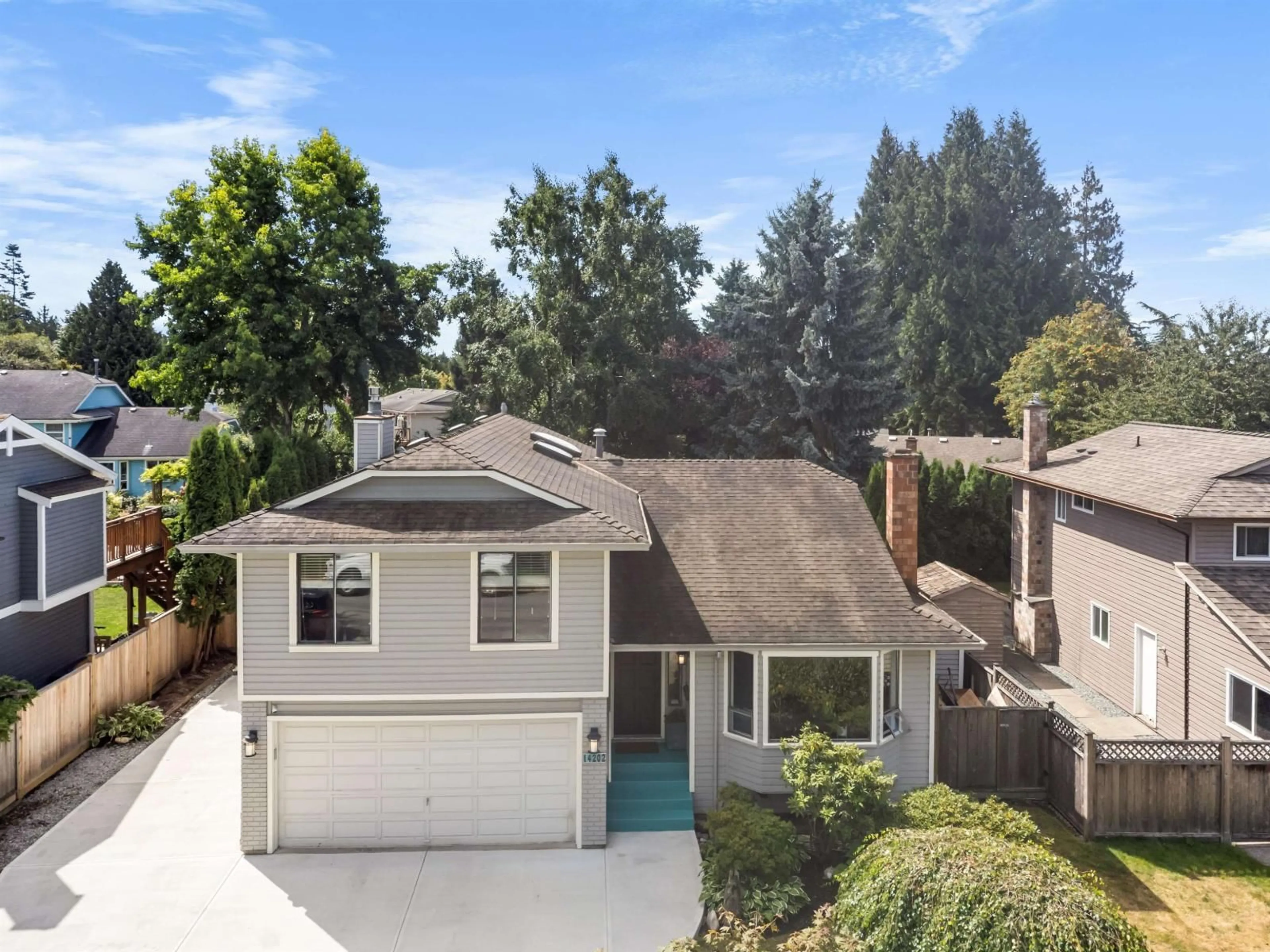 A pic from outside/outdoor area/front of a property/back of a property/a pic from drone, street for 14202 18A, Surrey British Columbia V4A7G3