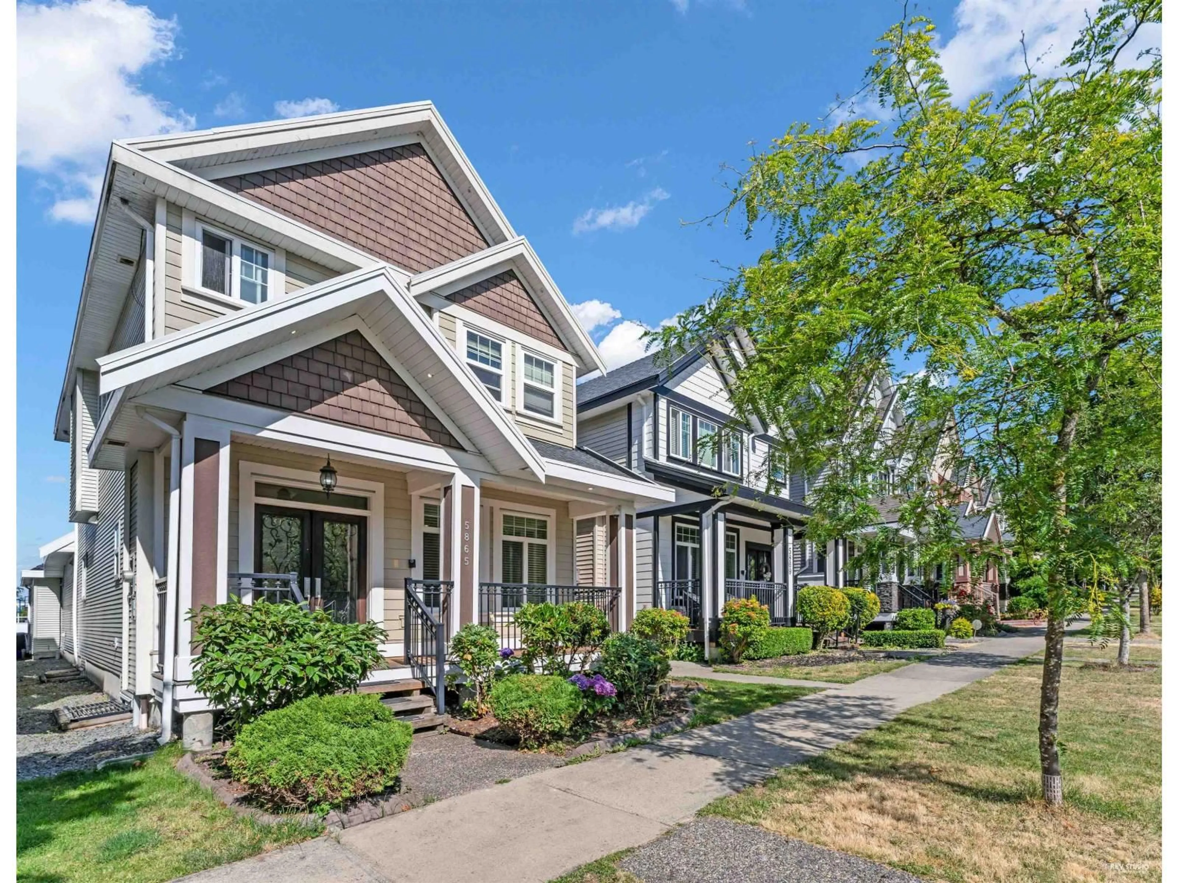 Home with brick exterior material, street for 5865 131A, Surrey British Columbia V3X0E4