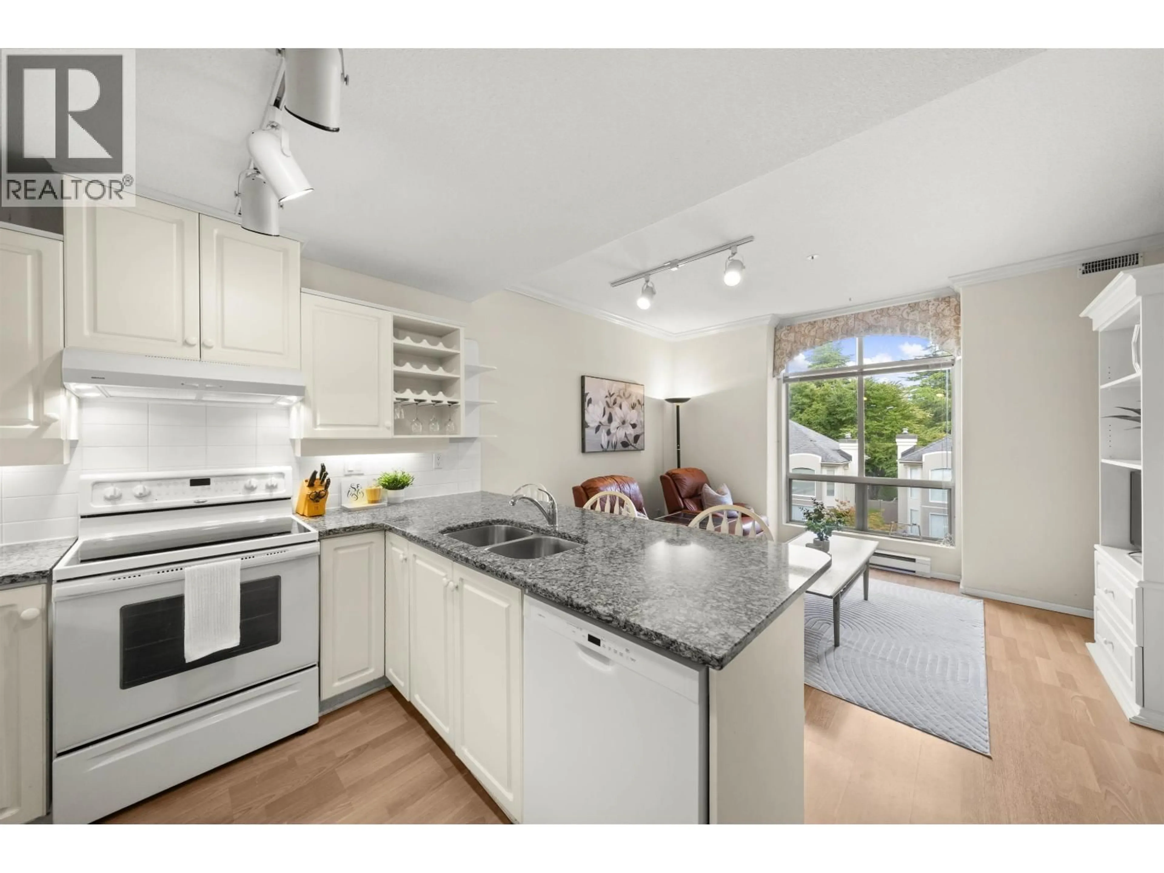 Open concept kitchen, unknown for 305S - 1100 56 STREET, Delta British Columbia V4L2N2
