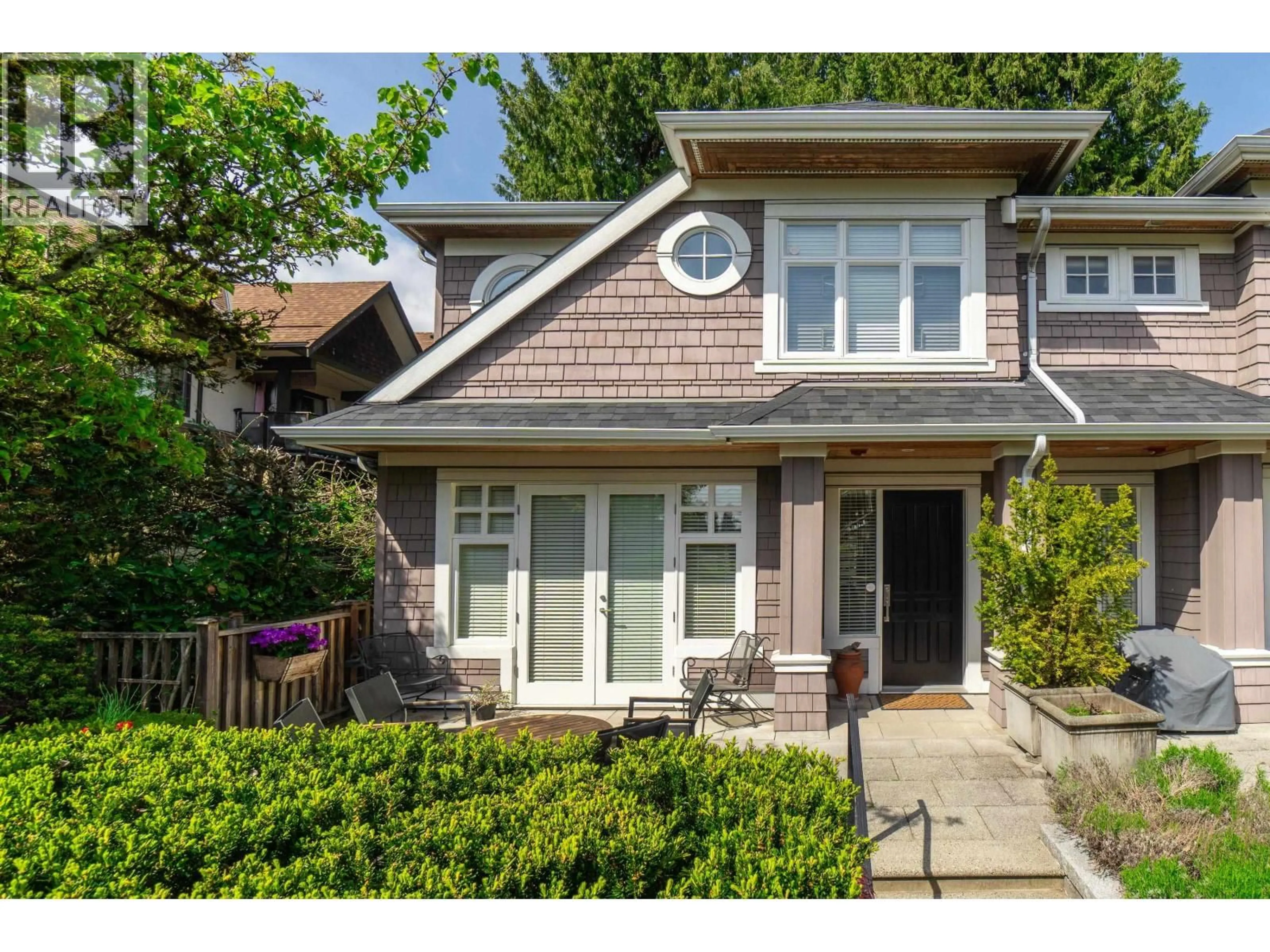 Home with brick exterior material, street for 2129 GORDON AVENUE, West Vancouver British Columbia V7V1W1