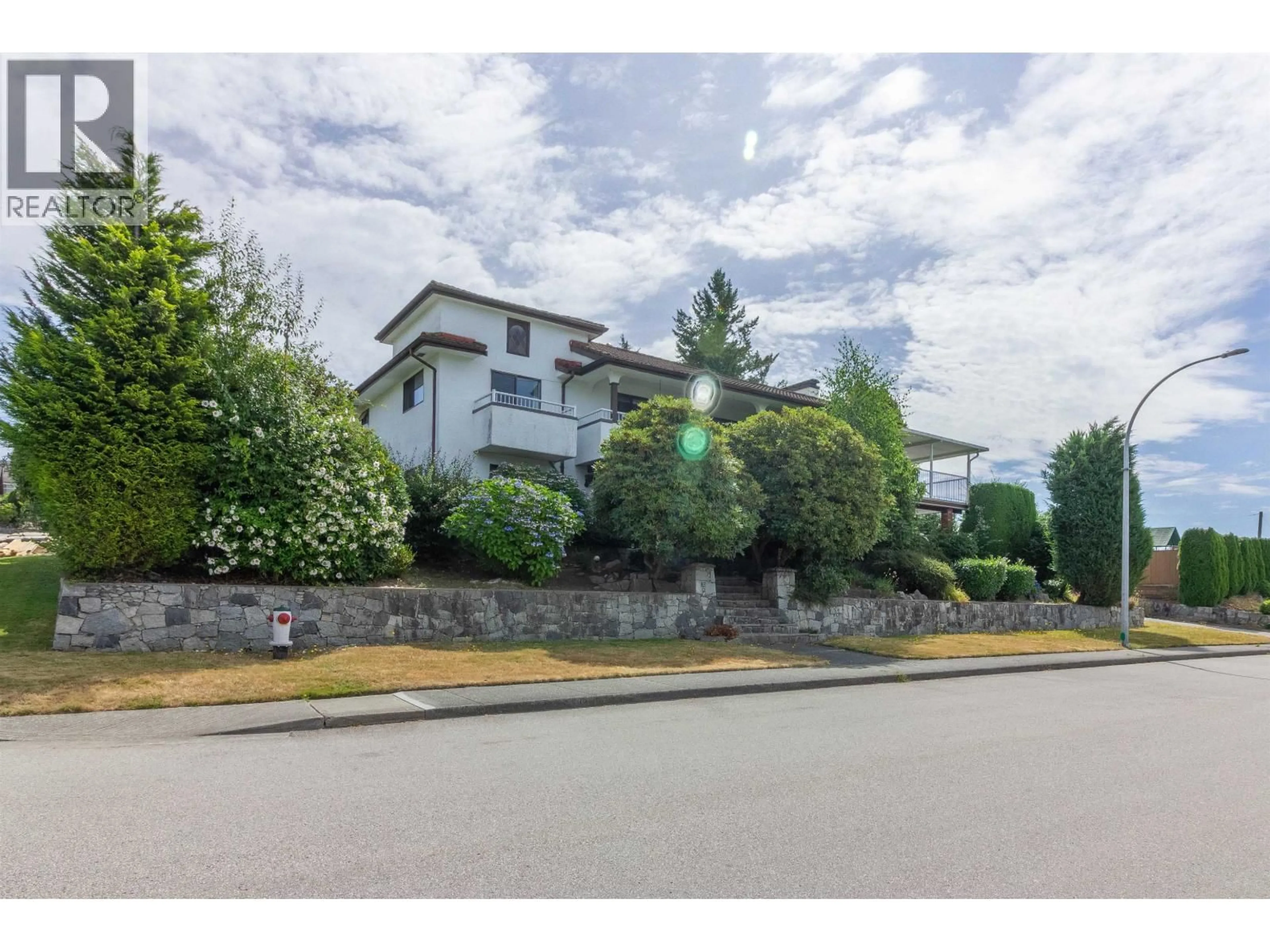 Unknown for 1450 HOWARD AVENUE, Burnaby British Columbia V5B3S3