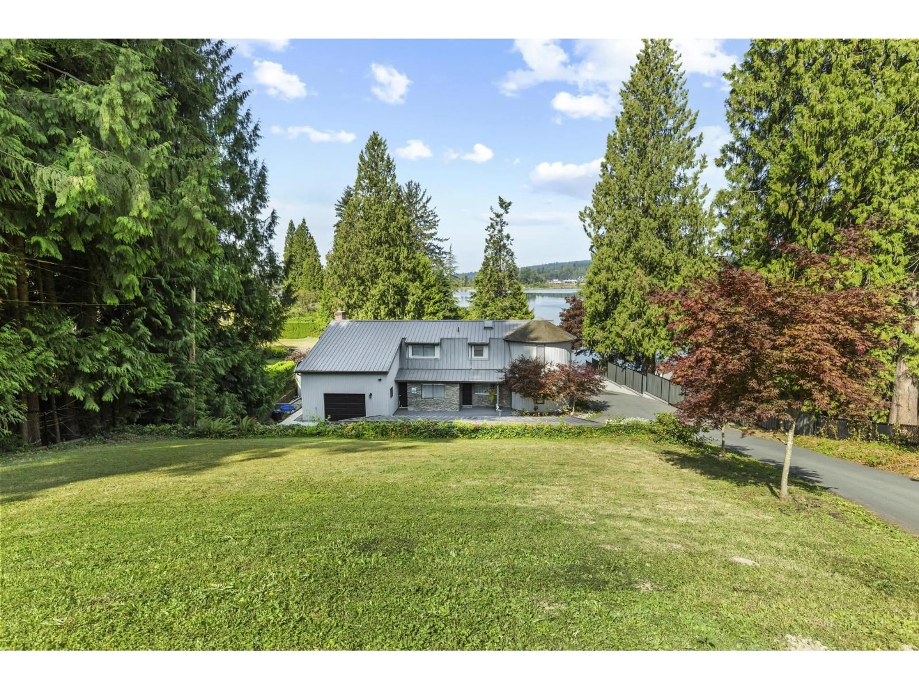 A pic from outside/outdoor area/front of a property/back of a property/a pic from drone, water/lake/river/ocean view for 9233 HAYWARD, Mission British Columbia V2V1J1