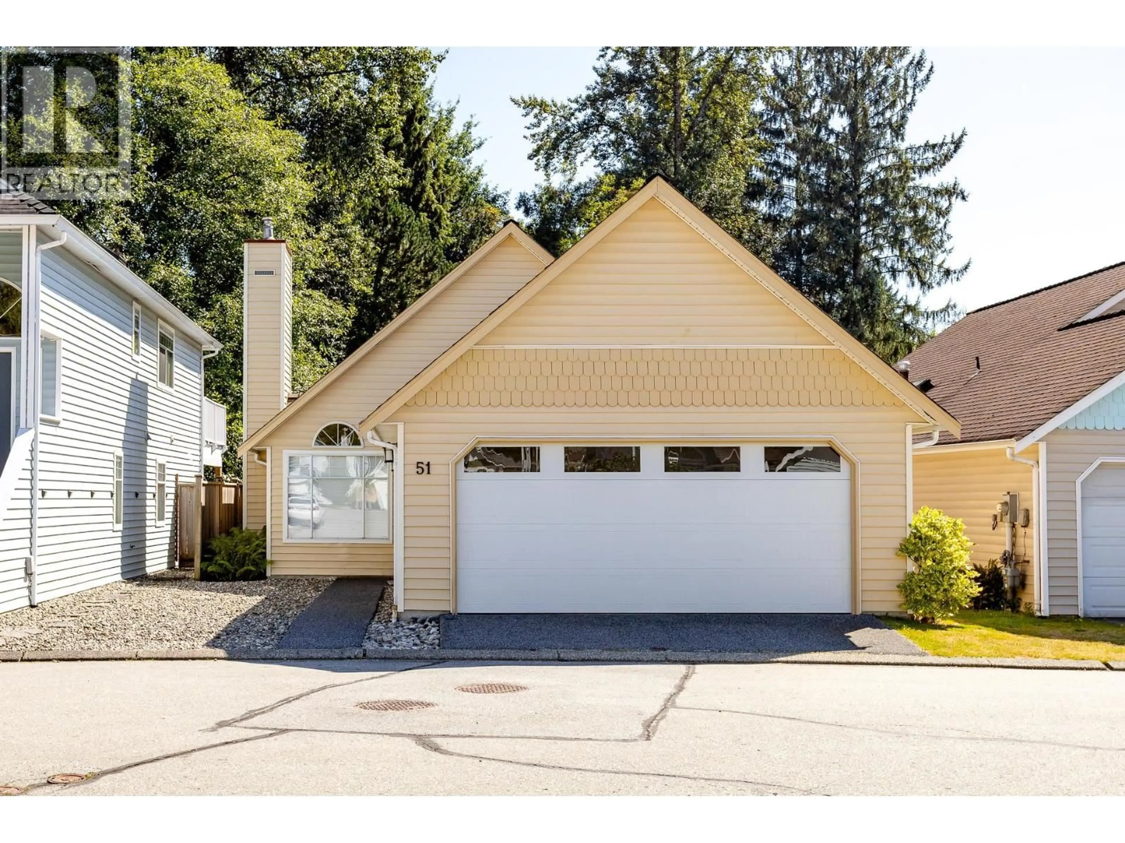 Indoor garage for 51 - 2865 GLEN DRIVE, Coquitlam British Columbia V3B6W4