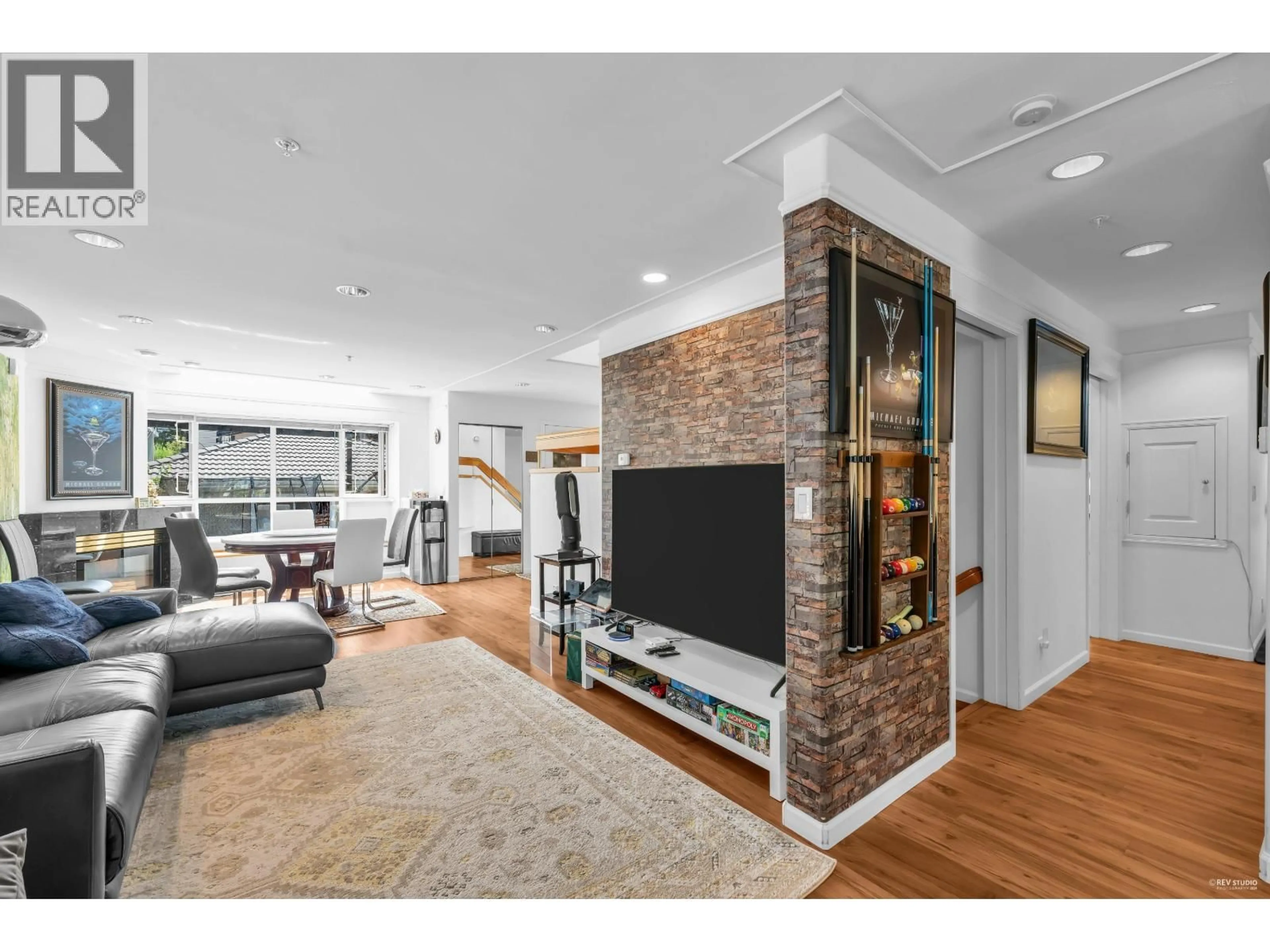 Unknown for 2848 20TH AVENUE, Vancouver British Columbia V6L1H3