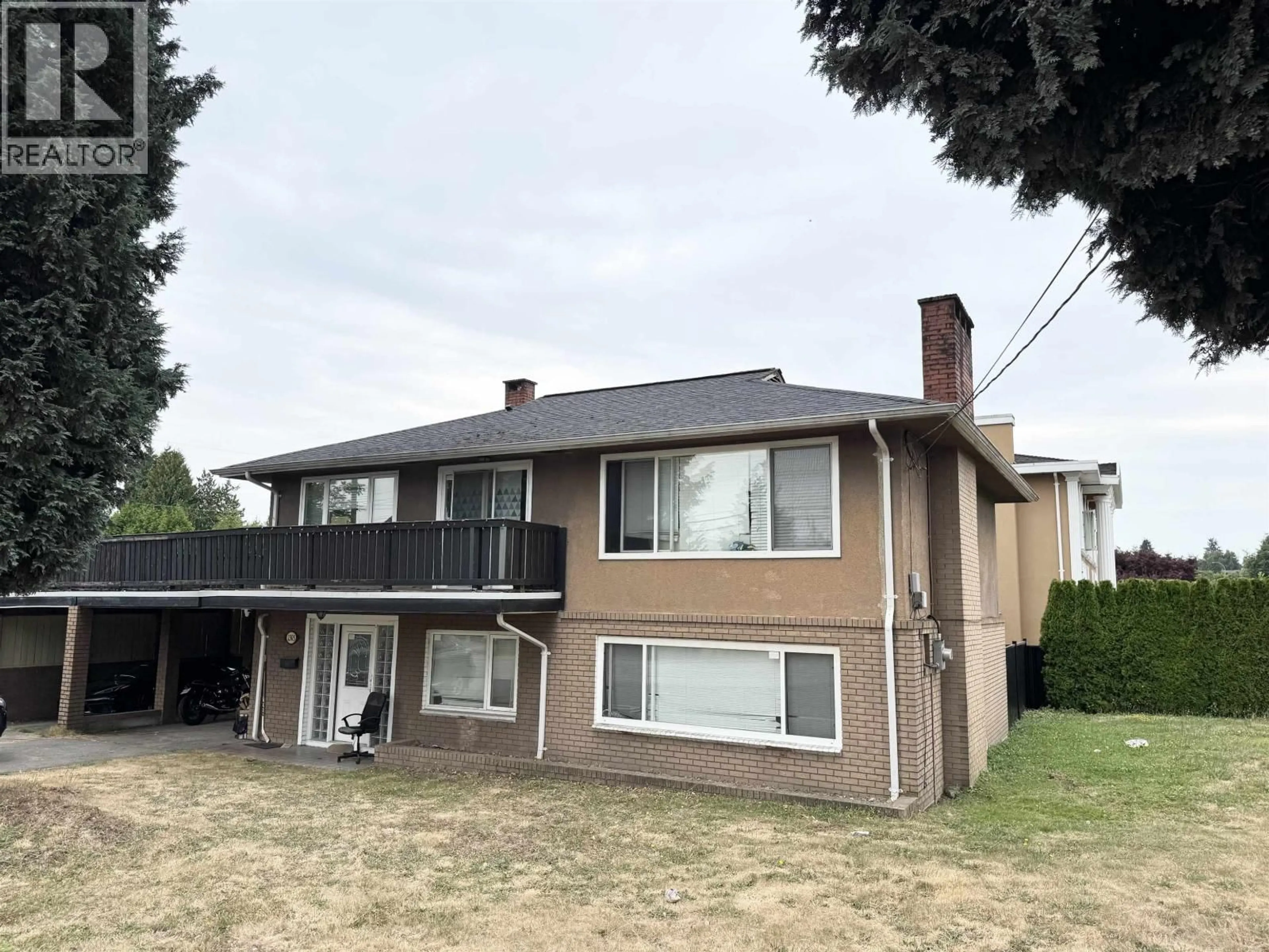 A pic from outside/outdoor area/front of a property/back of a property/a pic from drone, unknown for 1305 KENSINGTON AVENUE, Burnaby British Columbia V5B4C2