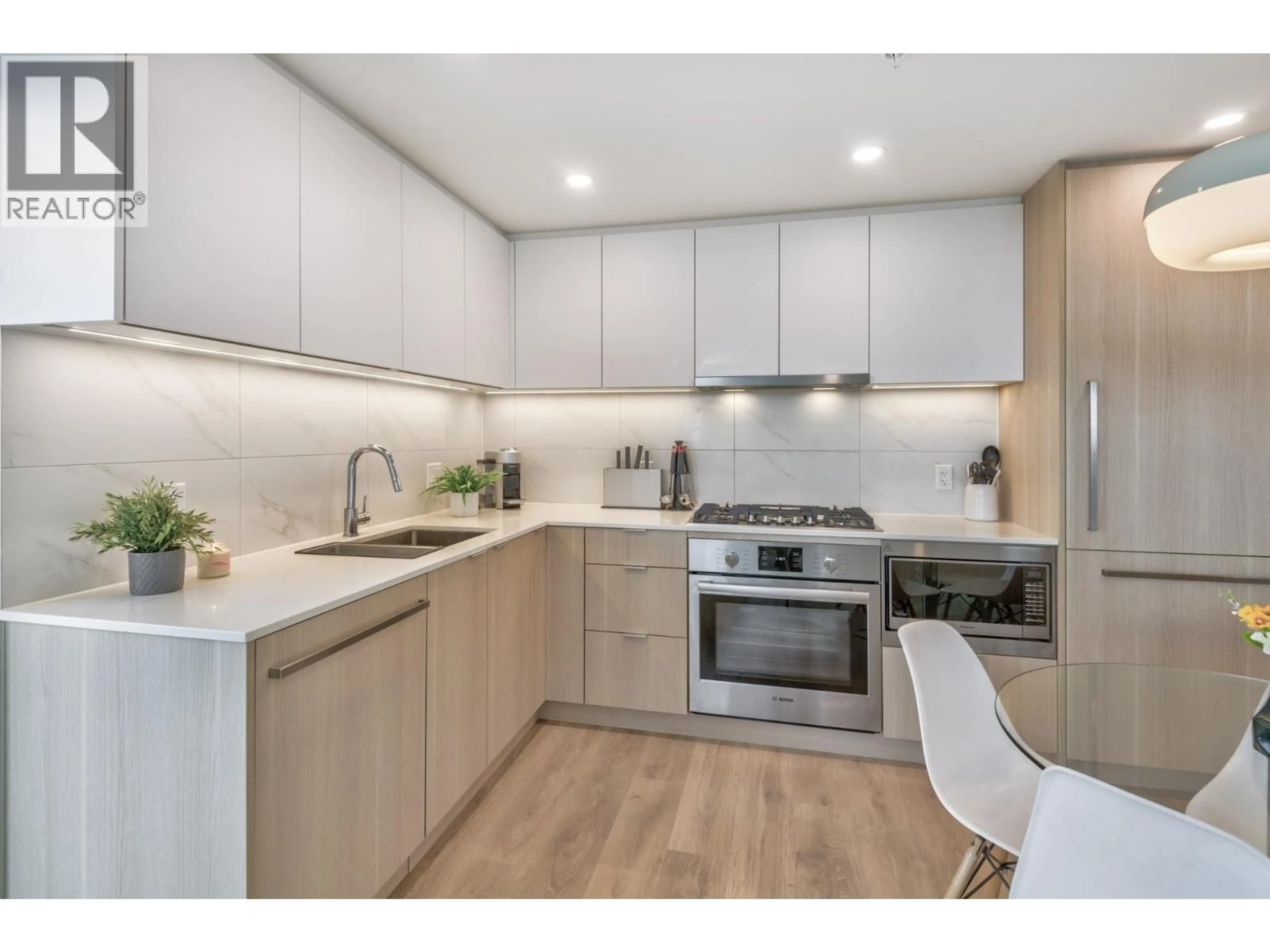 Unknown for 1307 - 318 ALDERSON AVENUE, Coquitlam British Columbia V3K0J1