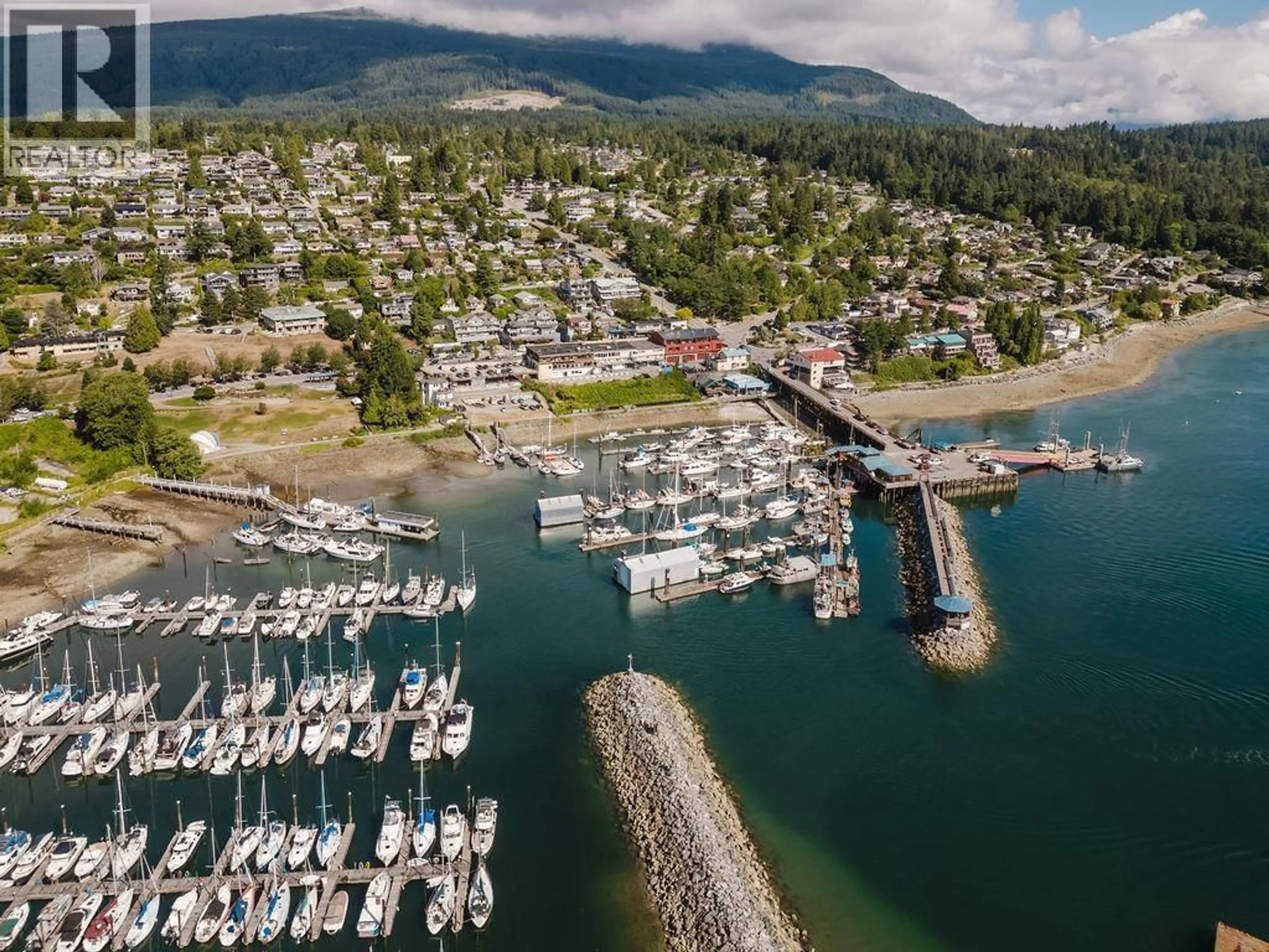 A pic from outside/outdoor area/front of a property/back of a property/a pic from drone, water/lake/river/ocean view for 316 HEADLANDS ROAD, Gibsons British Columbia V0N1V8