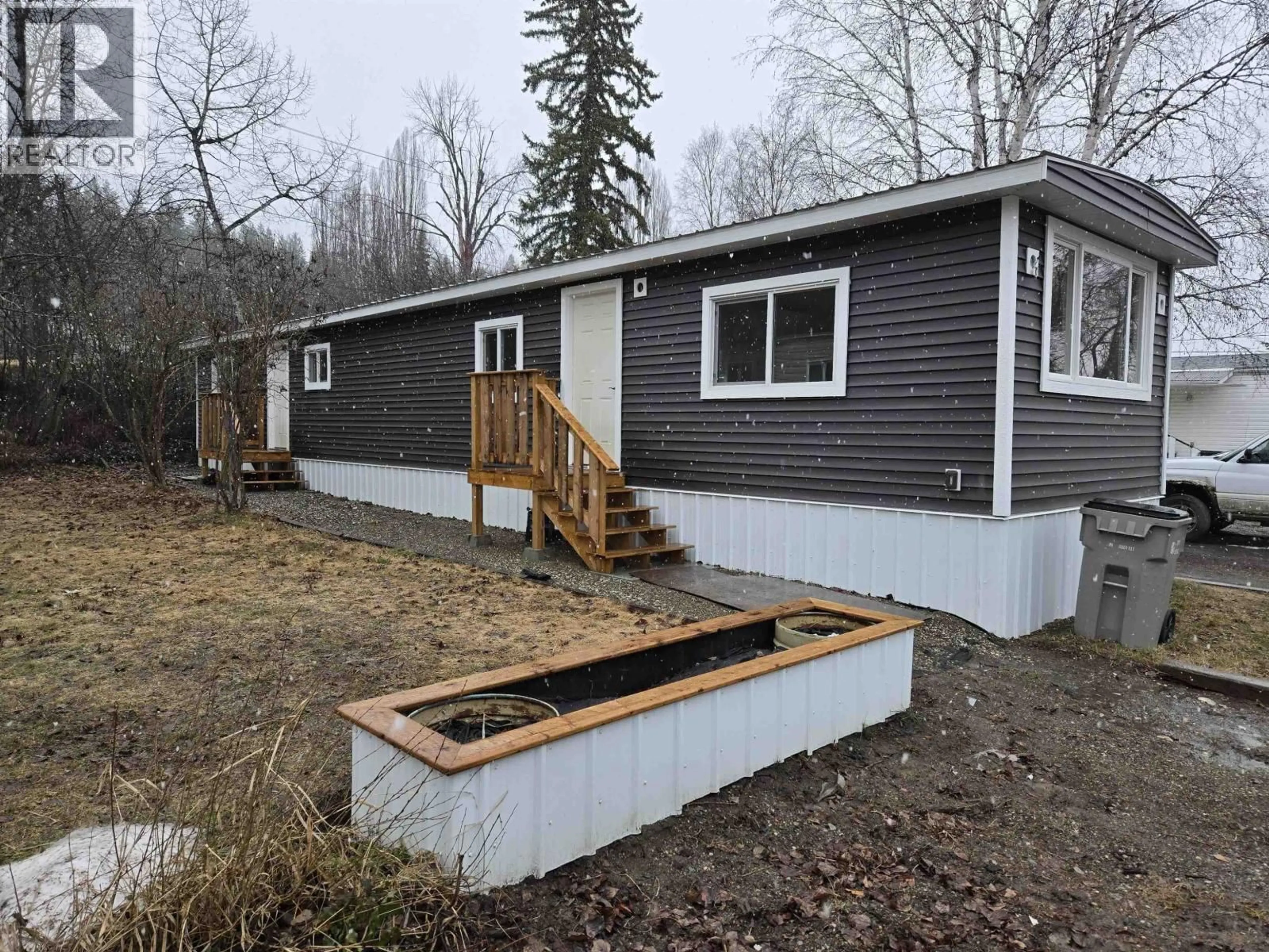 Home with vinyl exterior material, unknown for 4 - 654 NORTH FRASER DRIVE, Quesnel British Columbia V2J1Z6