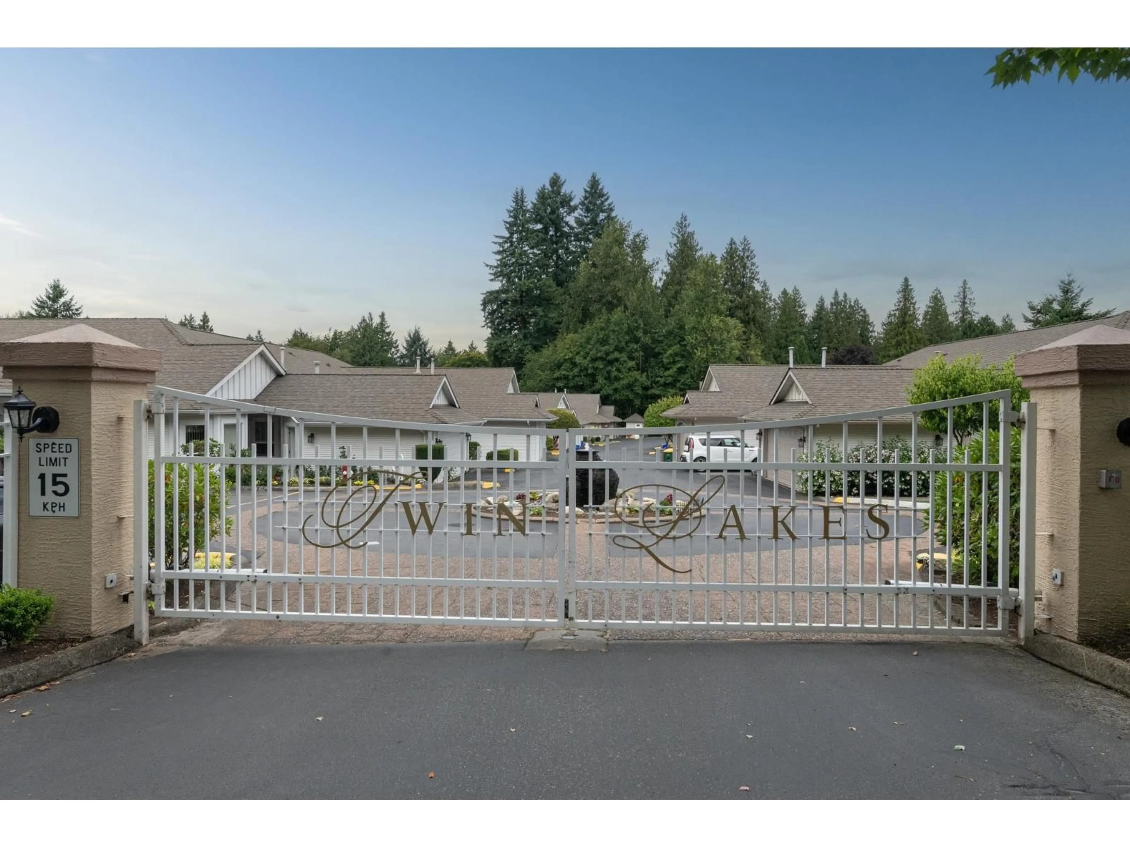 Unknown for 100 - 20655 88, Langley British Columbia V1M2M5