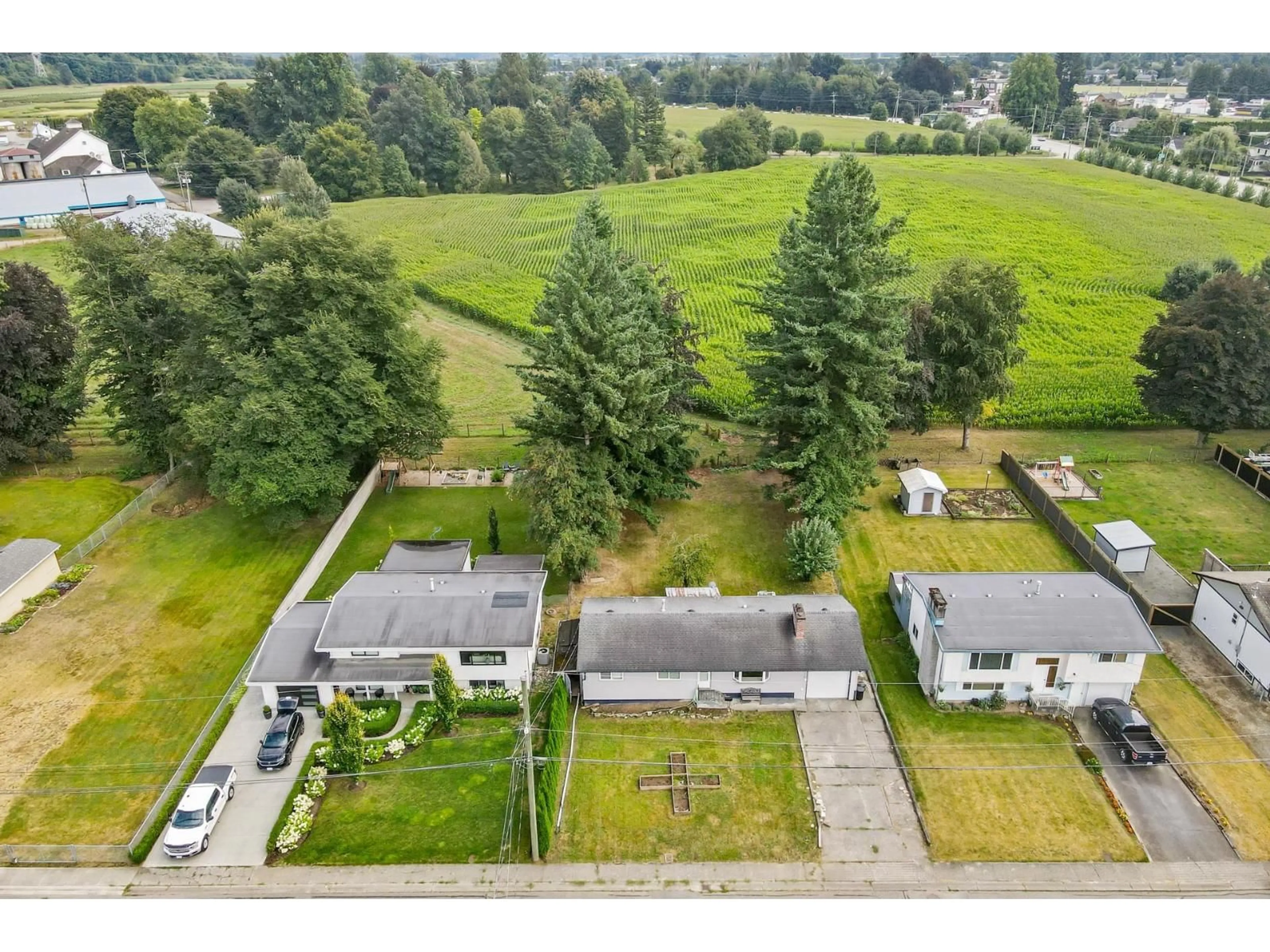 A pic from outside/outdoor area/front of a property/back of a property/a pic from drone, unknown for 2170 MCCAFFREY ROAD, Agassiz British Columbia V0M1A1