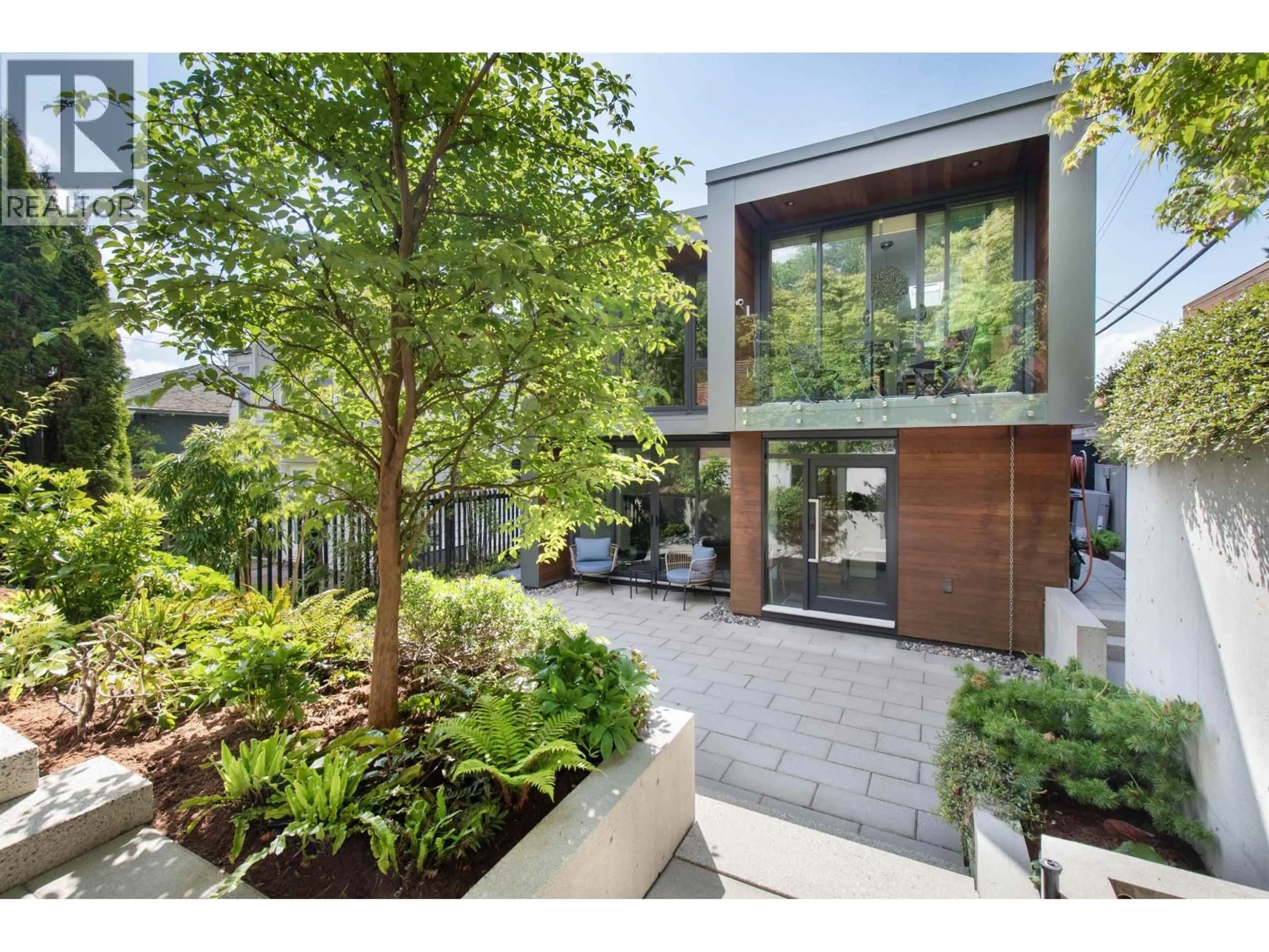 Unknown for 3895 LONSDALE AVENUE, North Vancouver British Columbia V7N3K8