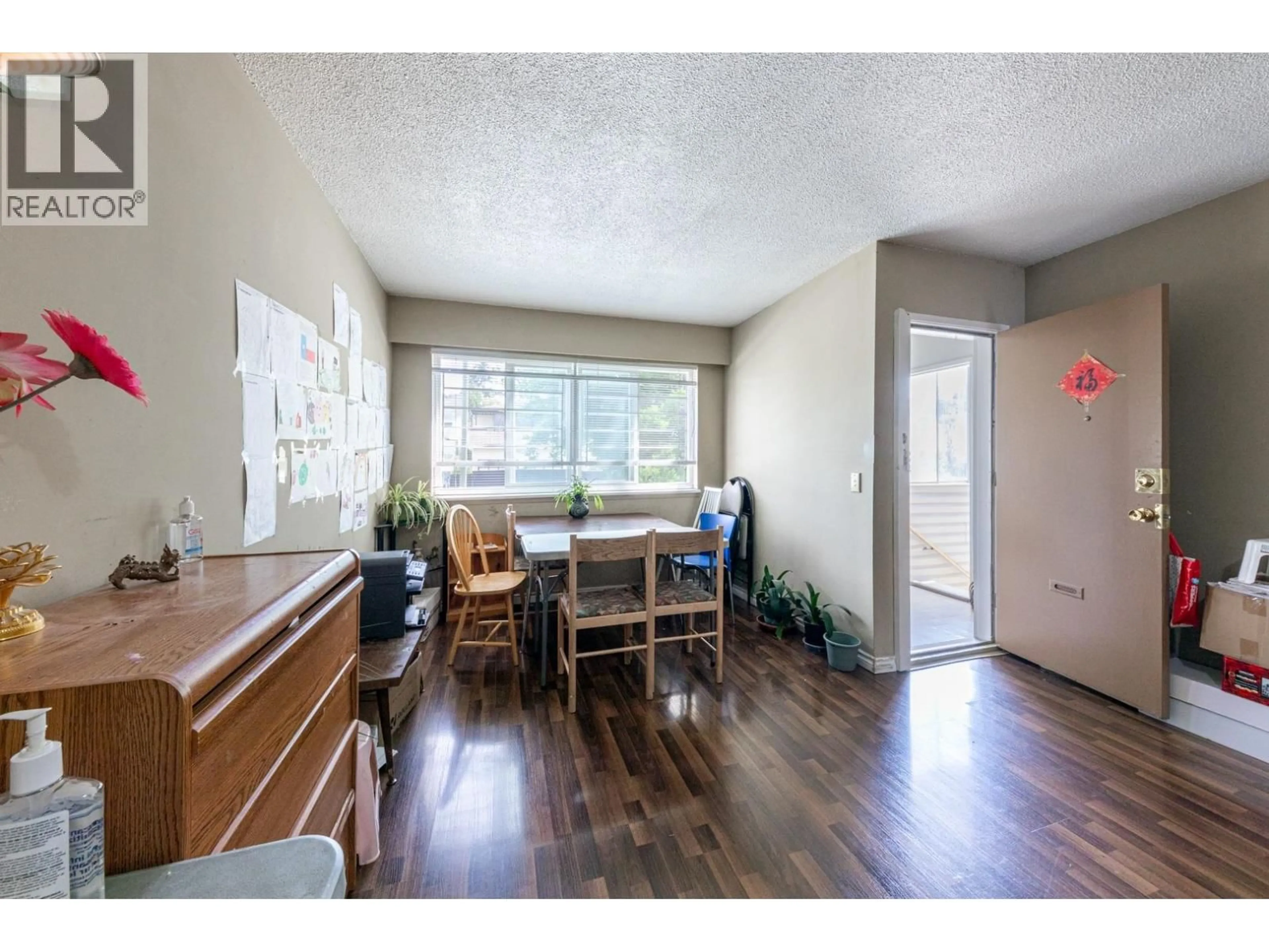 A pic of a room for 4005 ALICE STREET, Vancouver British Columbia V5N4J6