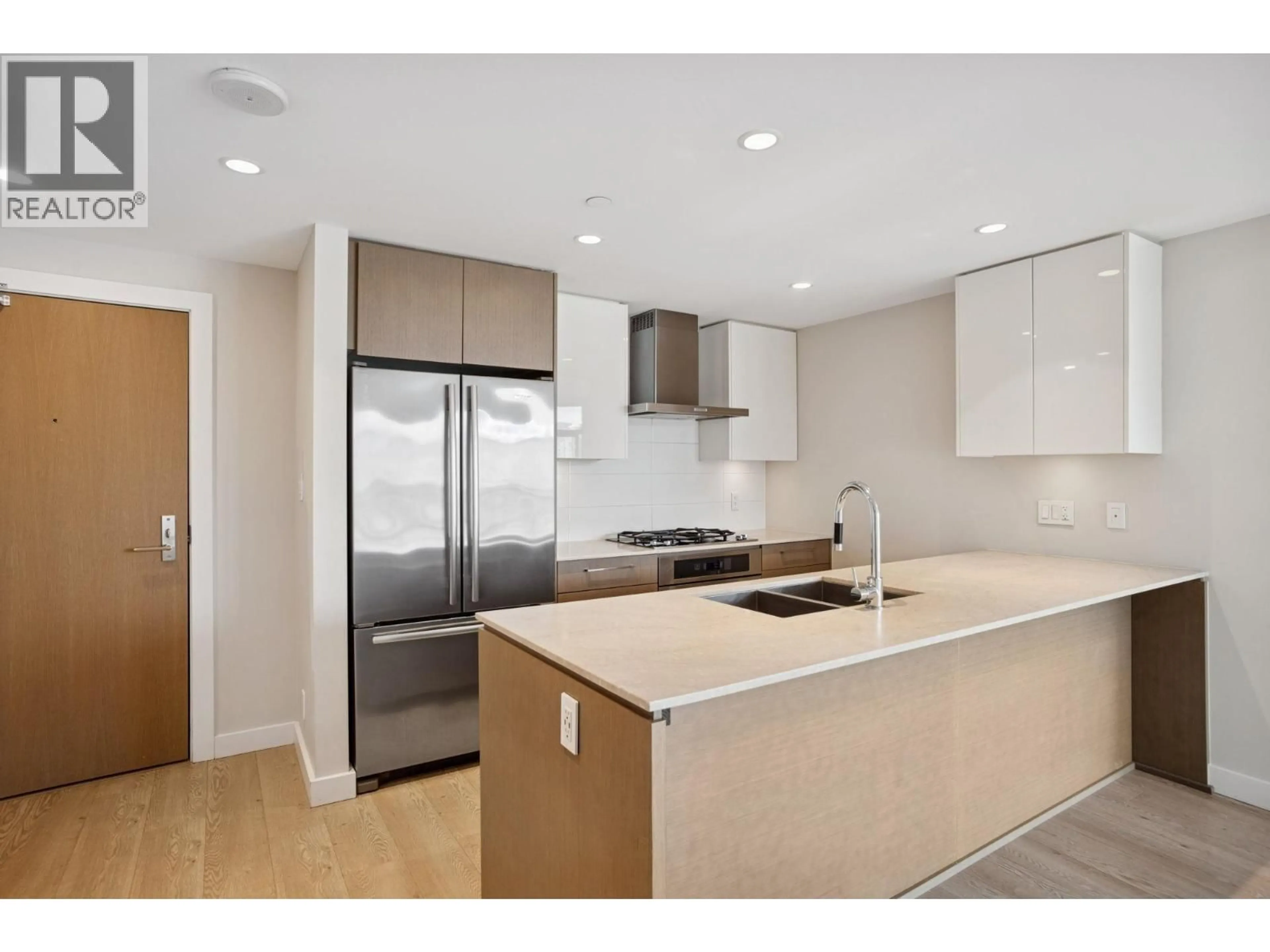 Open concept kitchen, unknown for 1706 - 1618 QUEBEC STREET, Vancouver British Columbia V6A0C5