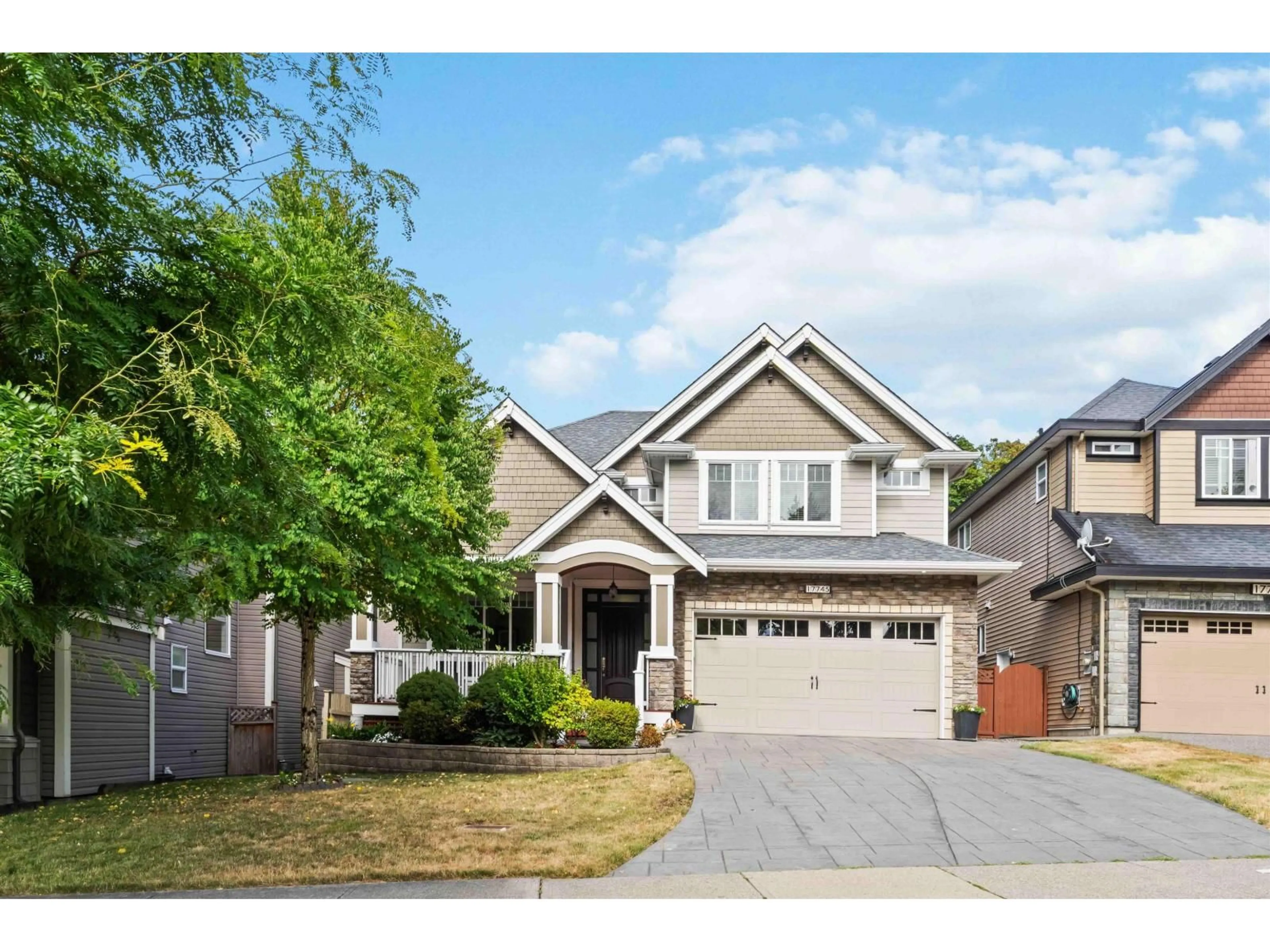 Home with vinyl exterior material, street for 17745 68, Surrey British Columbia V3S4P4