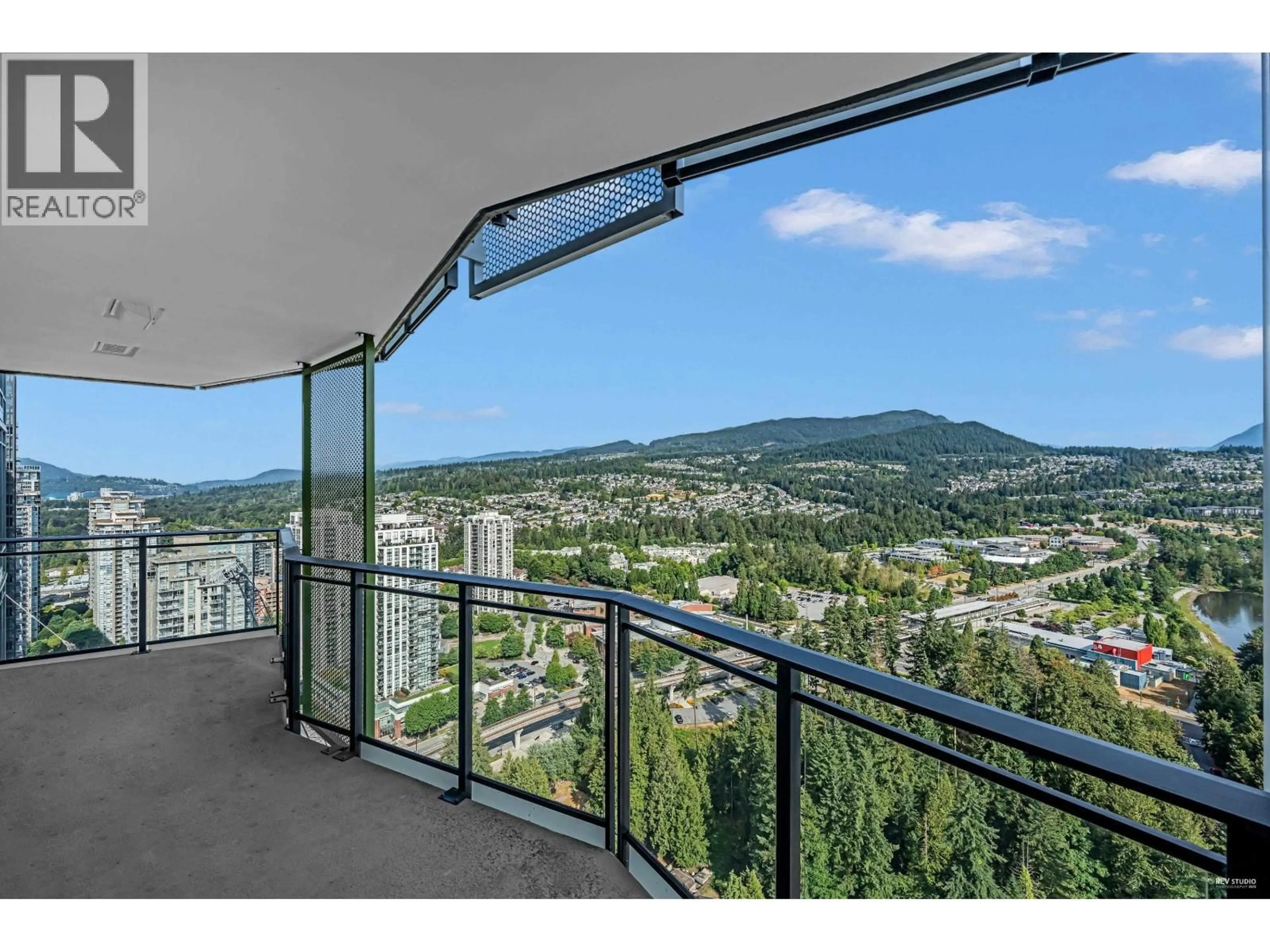 Balcony in the apartment, mountain view for 3402 - 1182 WESTWOOD STREET, Coquitlam British Columbia V3B0T9